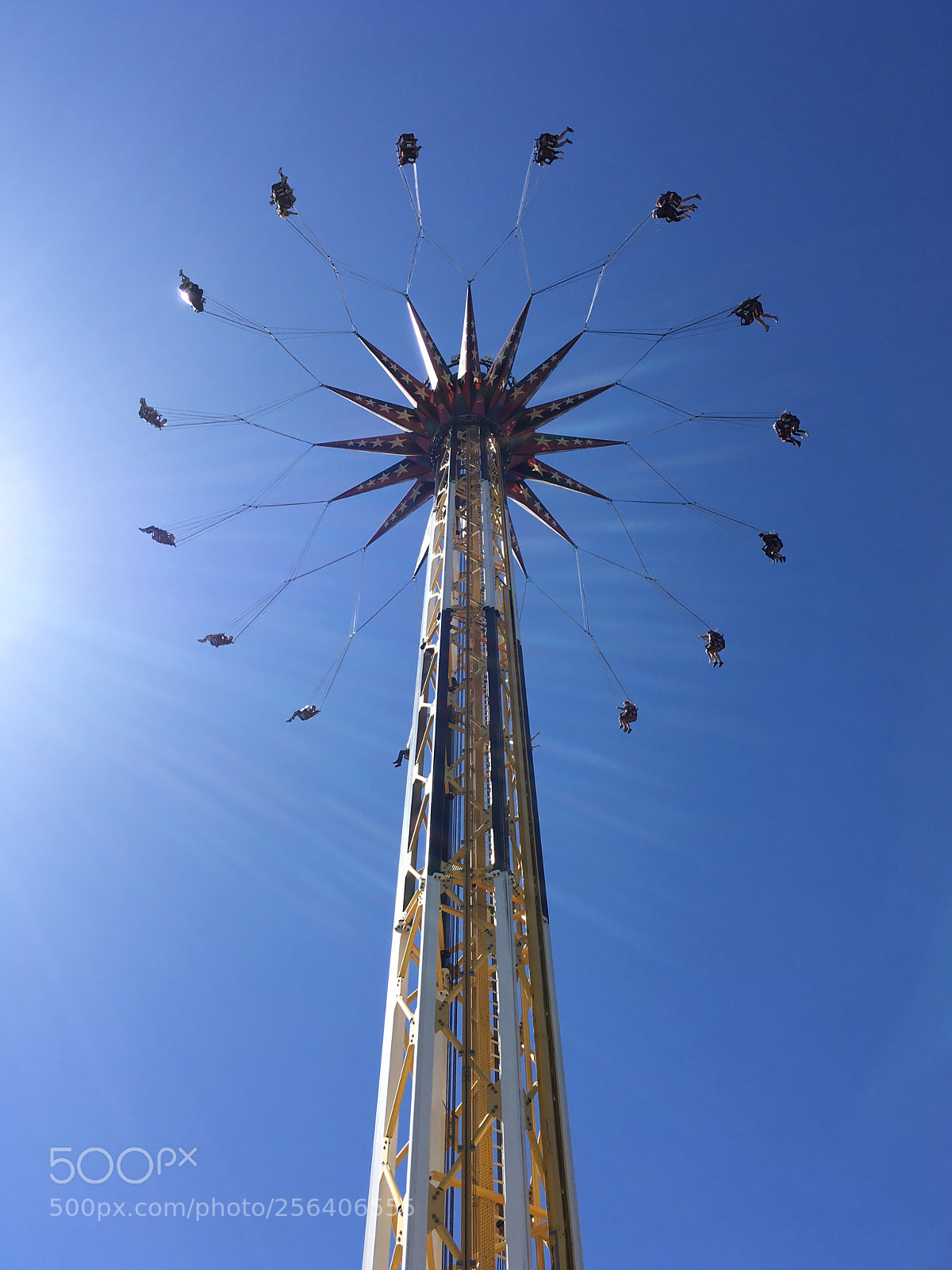 Apple iPhone SE sample photo. Sky high. photography