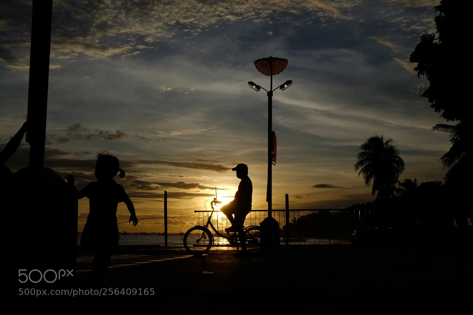 Fujifilm X-E1 sample photo. Kiamba sunset photography