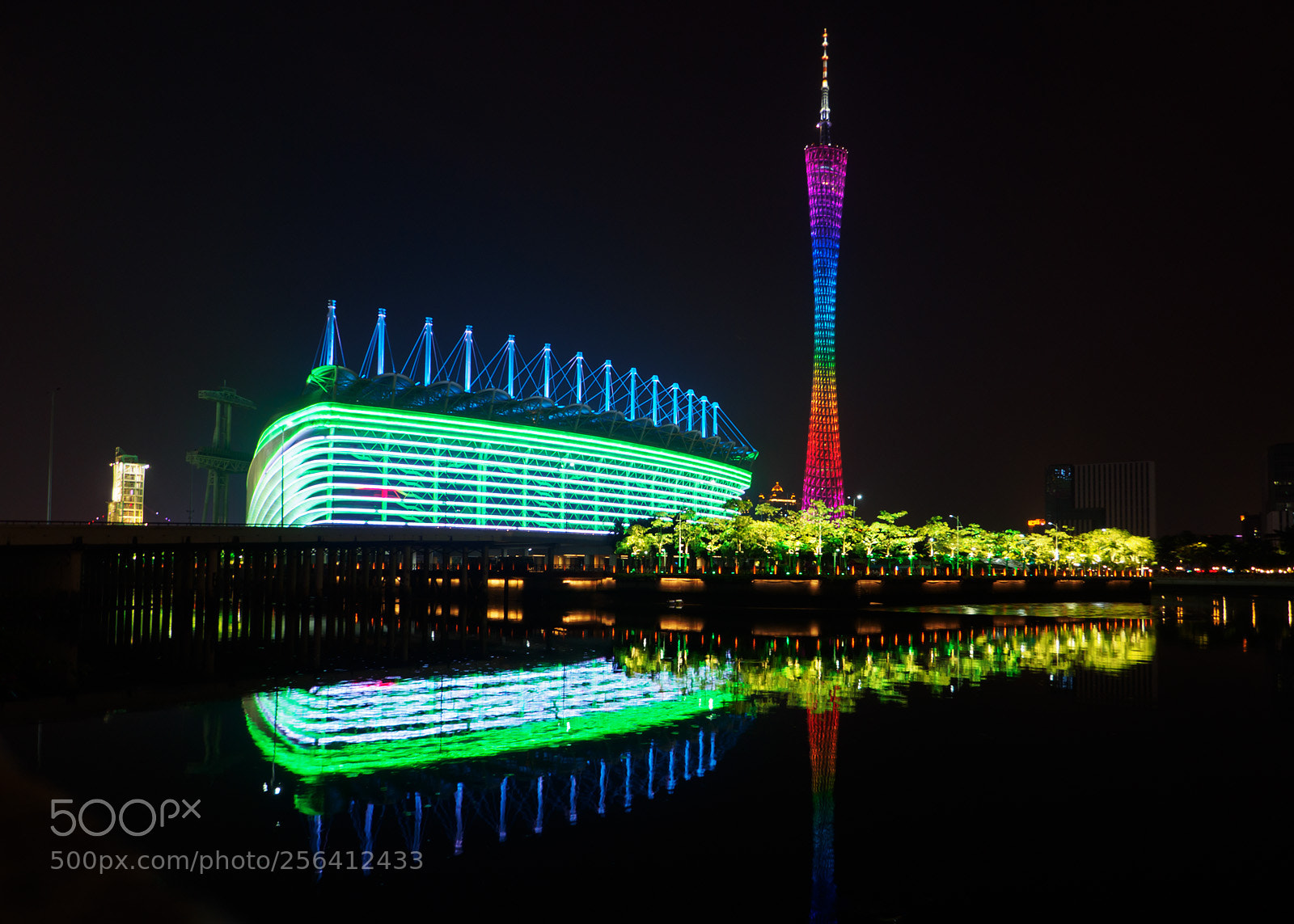 Olympus OM-D E-M5 II sample photo. Canton tower photography