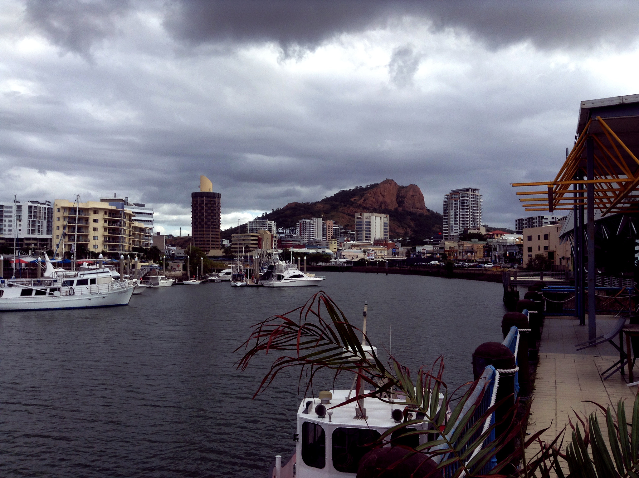 Apple iPad mini sample photo. Summary of townsville photography