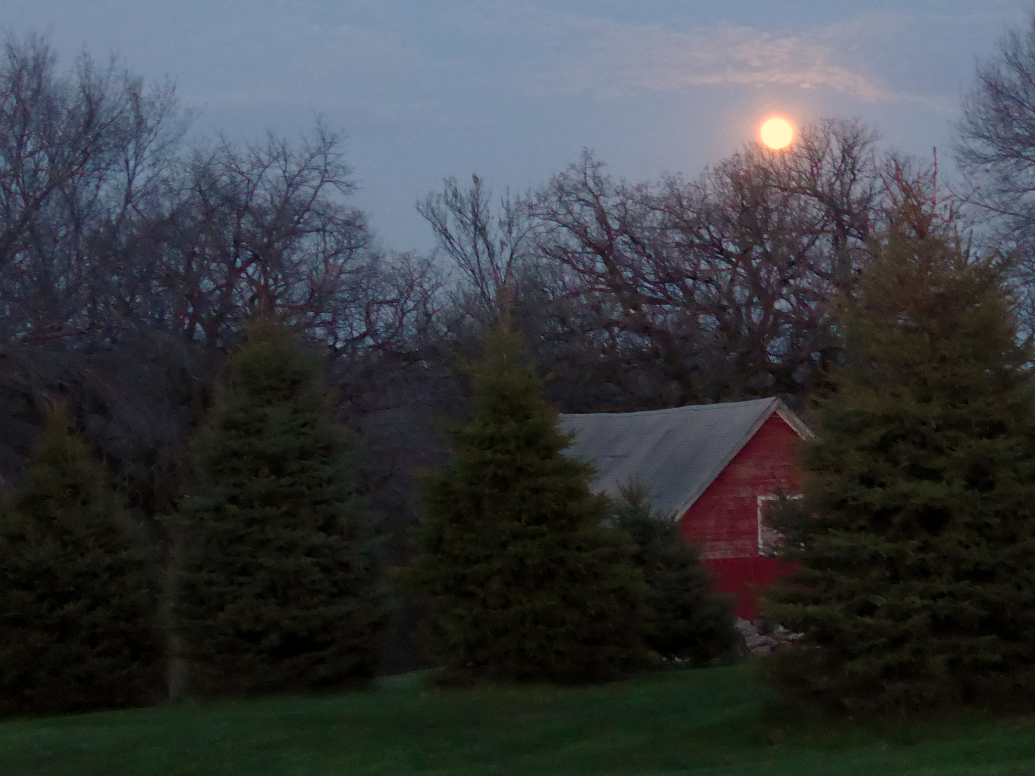 Panasonic Lumix DMC-ZS50 (Lumix DMC-TZ70) sample photo. Full spring moon over red barn photography