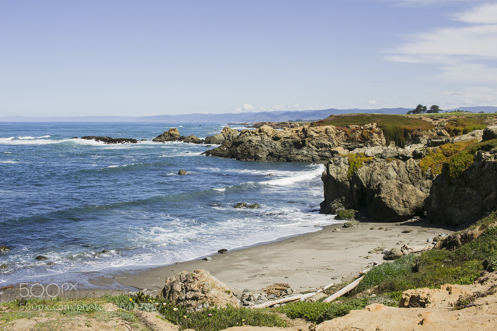 Canon EOS 600D (Rebel EOS T3i / EOS Kiss X5) sample photo. Beach of stone and photography