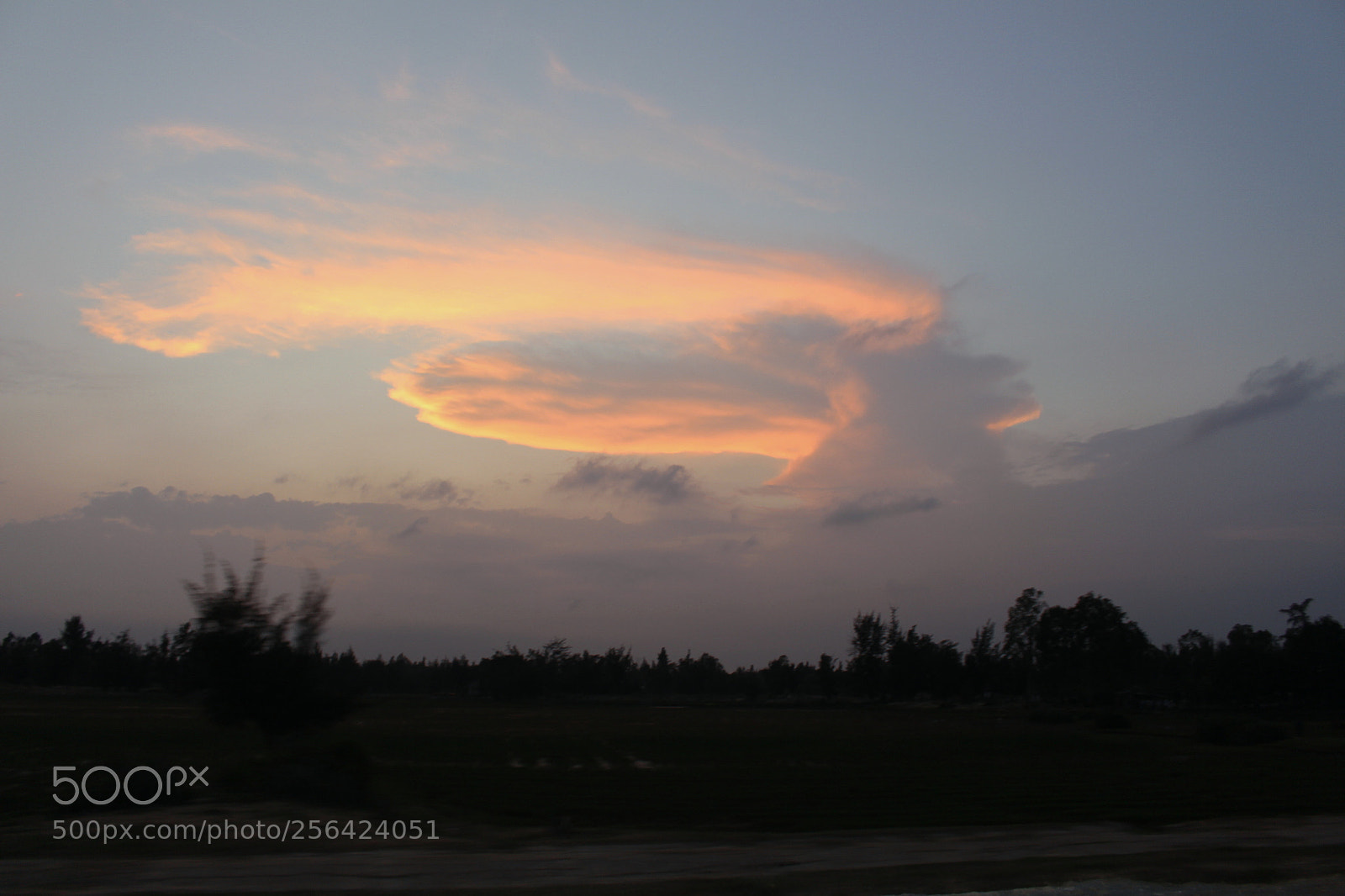 Canon EOS 700D (EOS Rebel T5i / EOS Kiss X7i) sample photo. Angry cloud :) photography