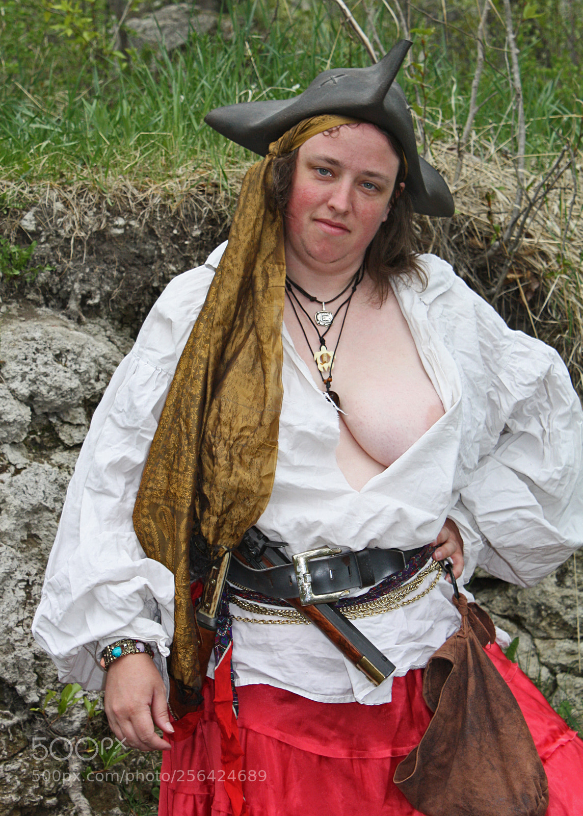 Canon EOS 450D (EOS Rebel XSi / EOS Kiss X2) sample photo. Robyn the pirate queen photography
