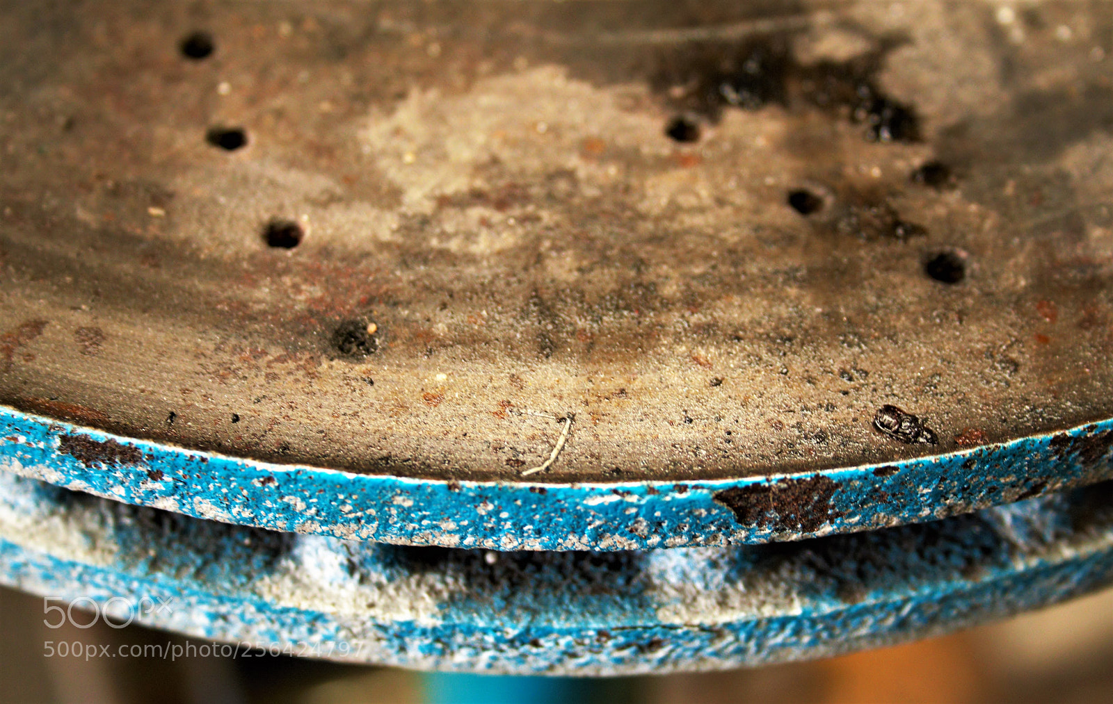 Canon EOS 1000D (EOS Digital Rebel XS / EOS Kiss F) sample photo. Brake disc photography