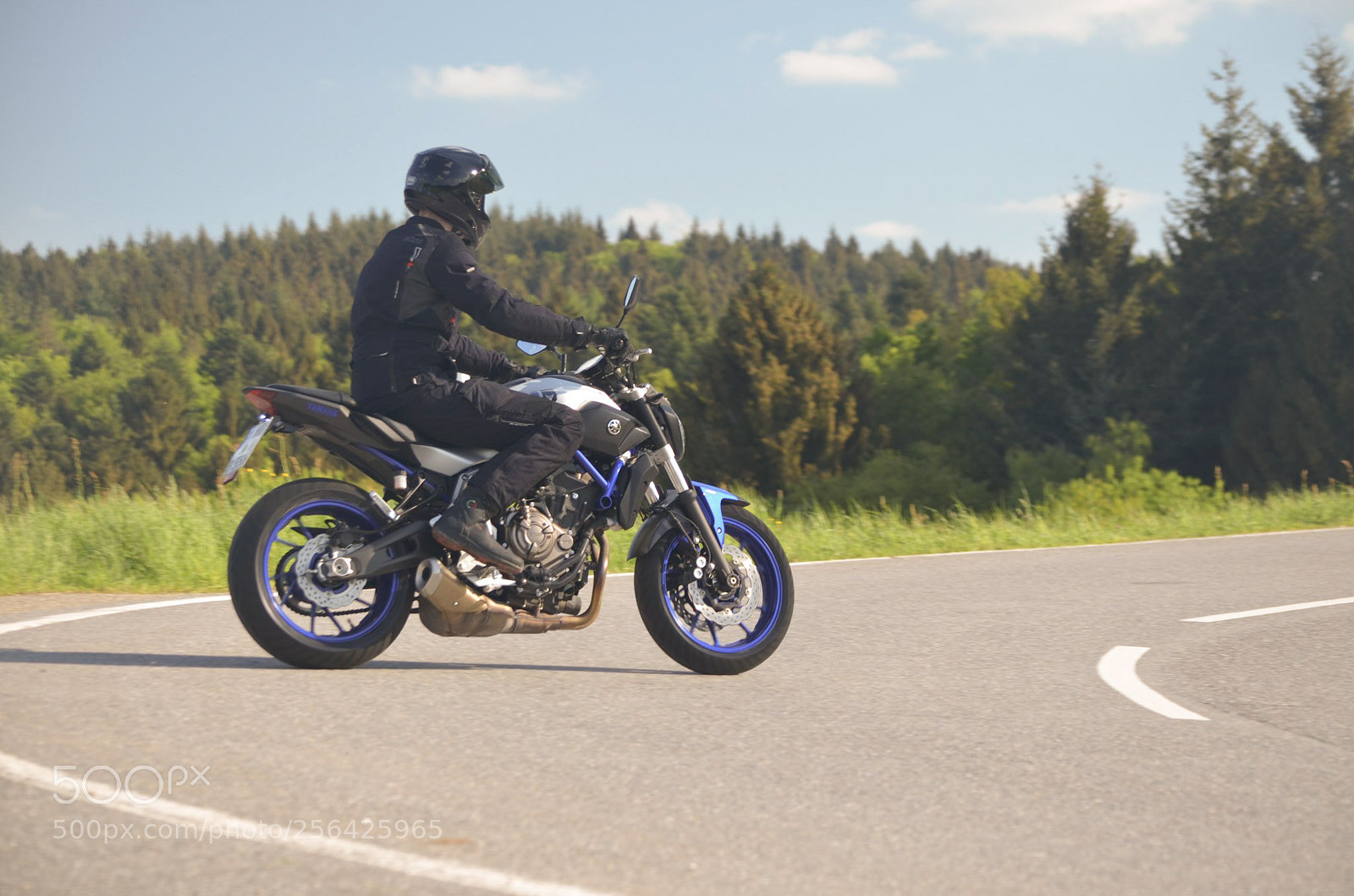 Nikon D5100 sample photo. Summer ride photography