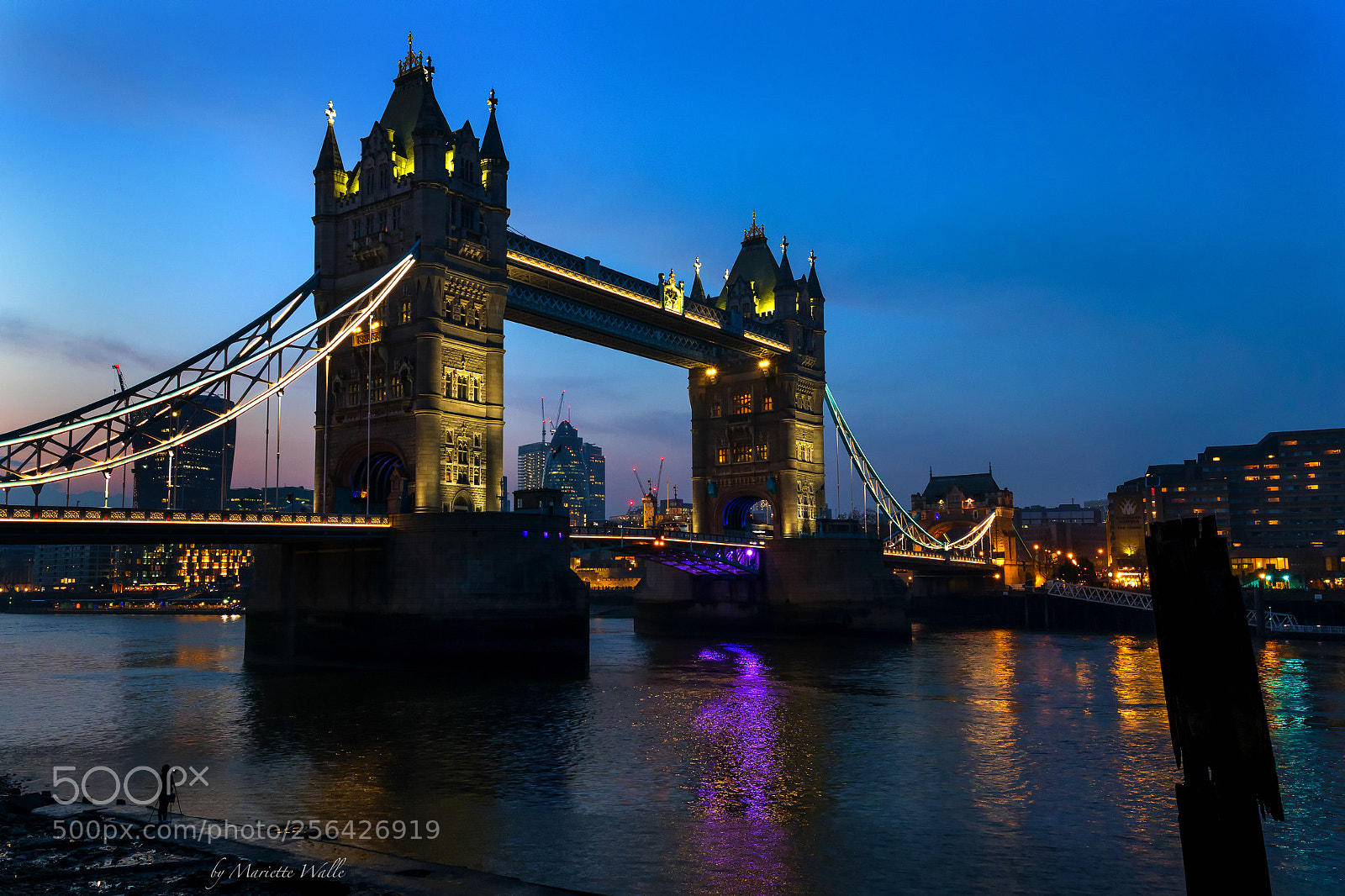 Canon EOS M5 sample photo. The towerbridge at nightfall photography