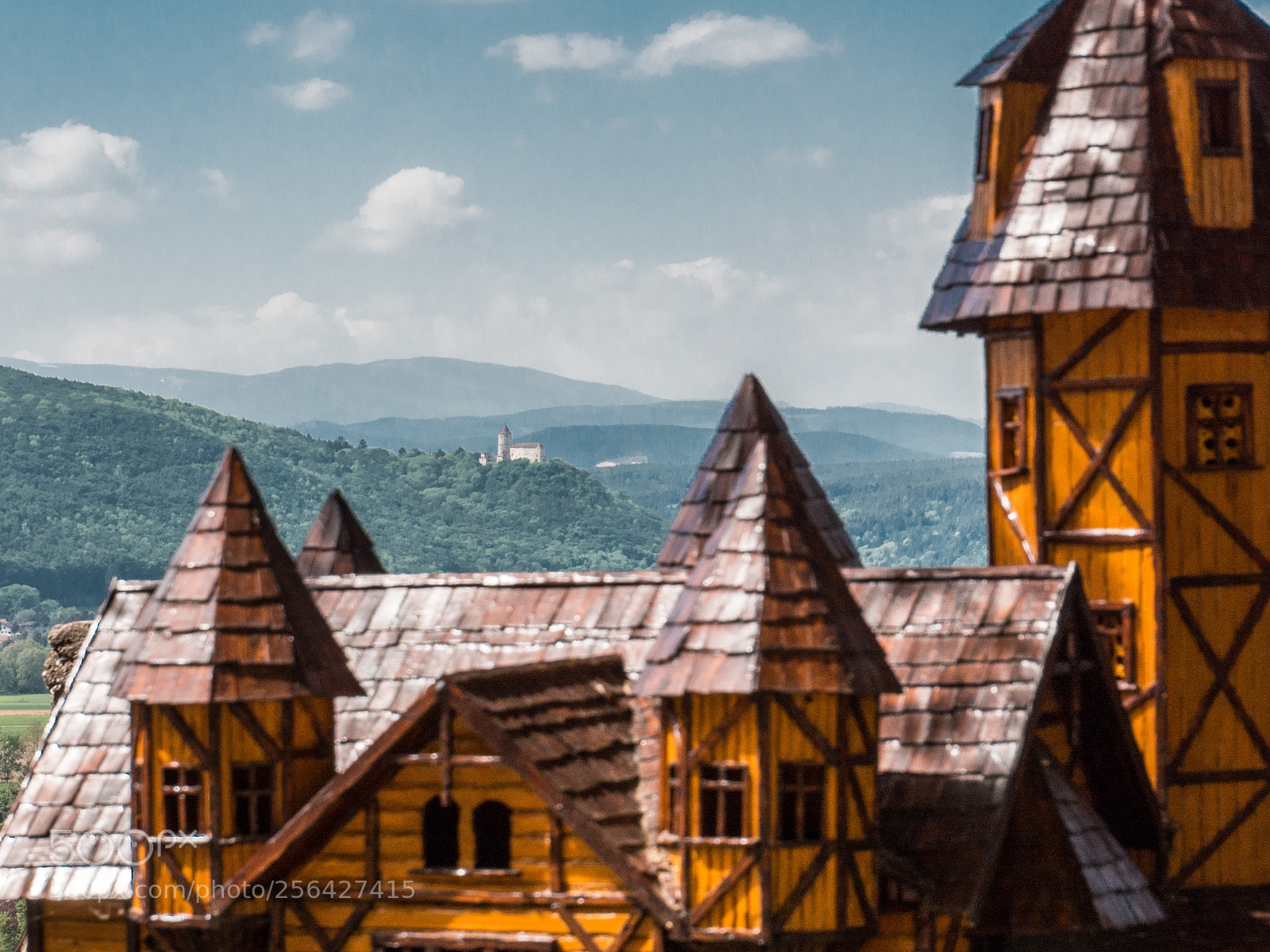Olympus OM-D E-M10 sample photo. Seebenstein through a miniature photography