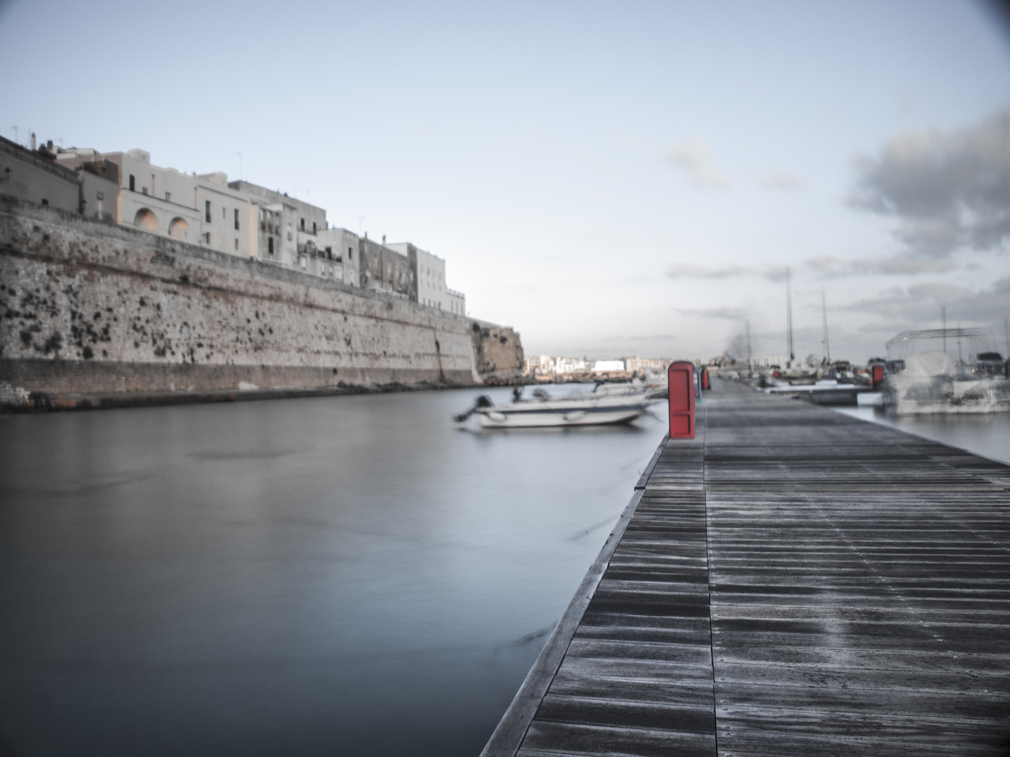 Olympus E-450 (EVOLT E-450) sample photo. Morning by the pier photography