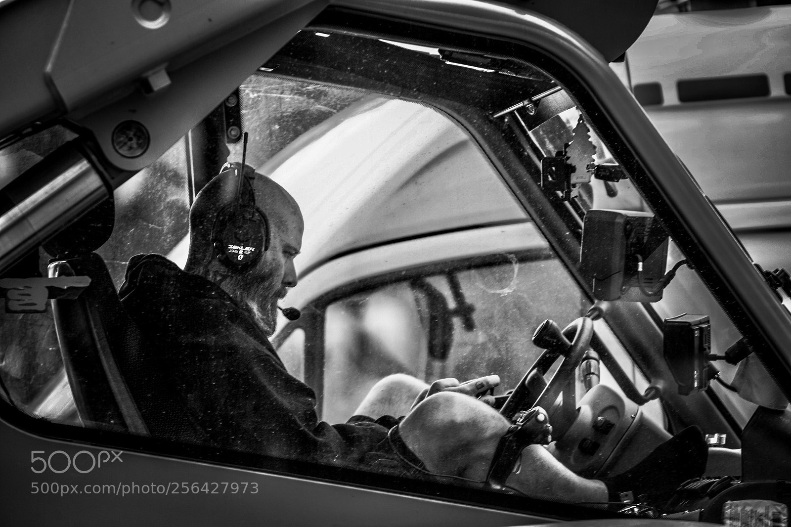 Canon EOS 6D sample photo. Relaxing in the cab.... photography
