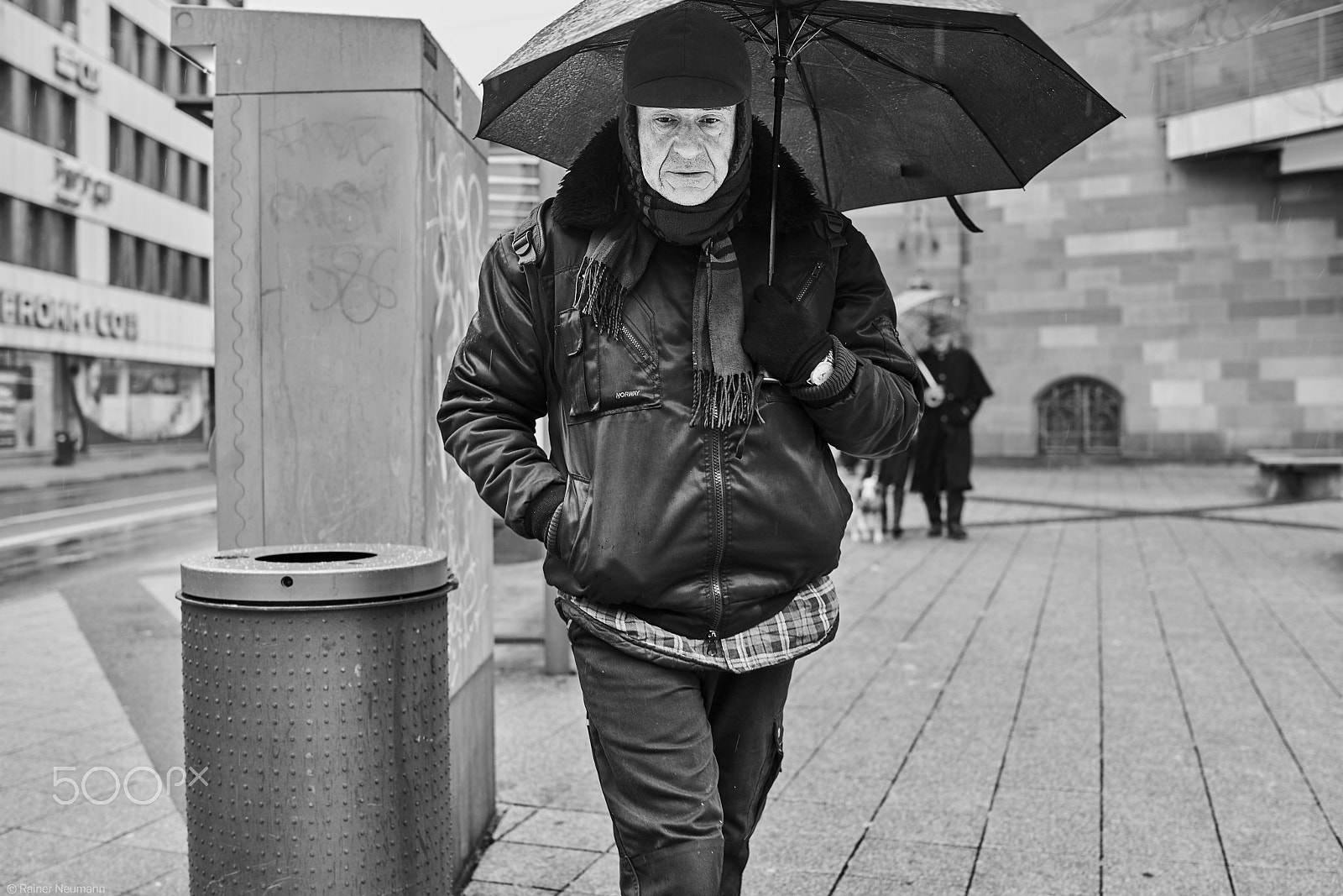 Sony Cyber-shot DSC-RX1R II sample photo. Mann 533 b&w photography