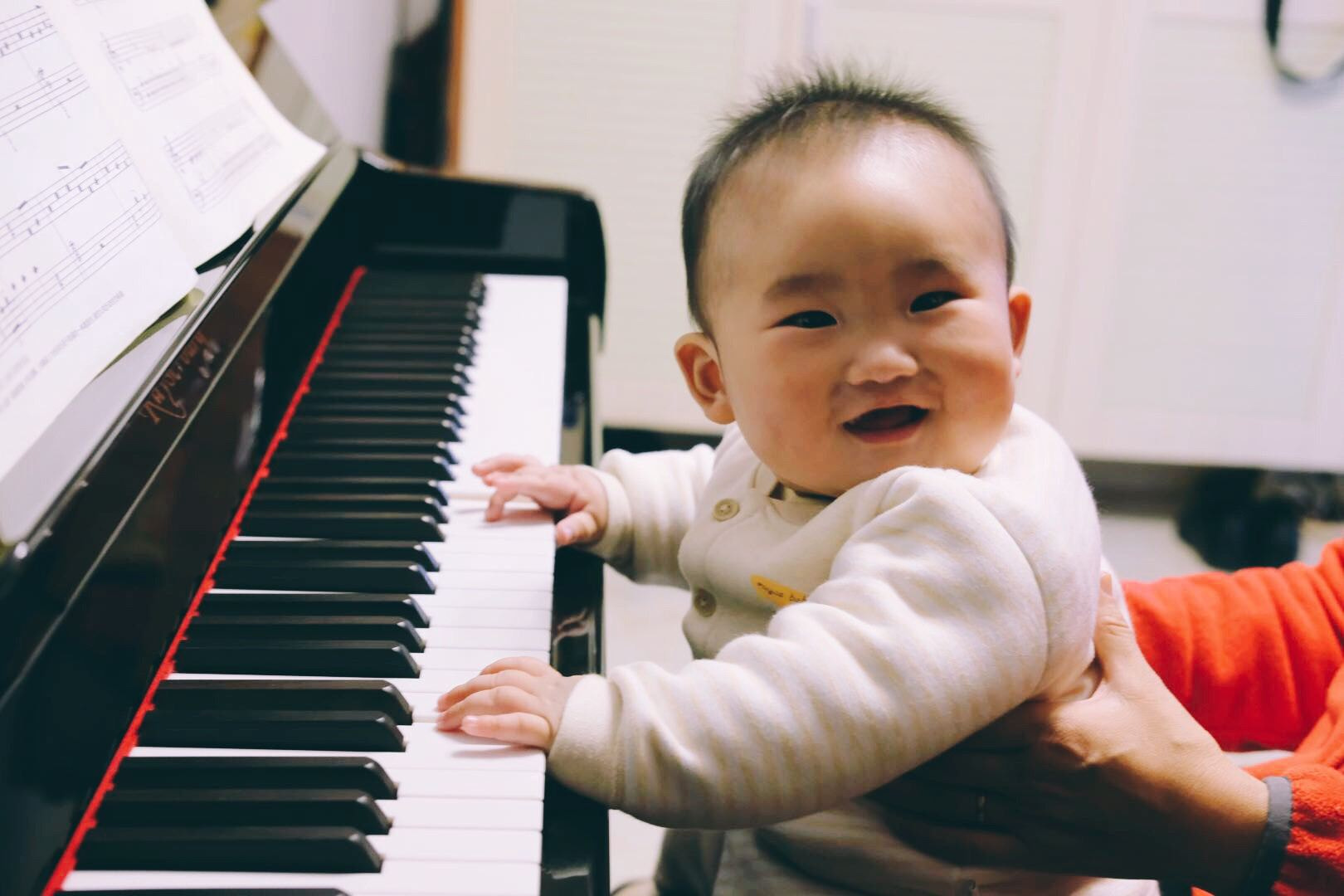 弹一首歌给你听