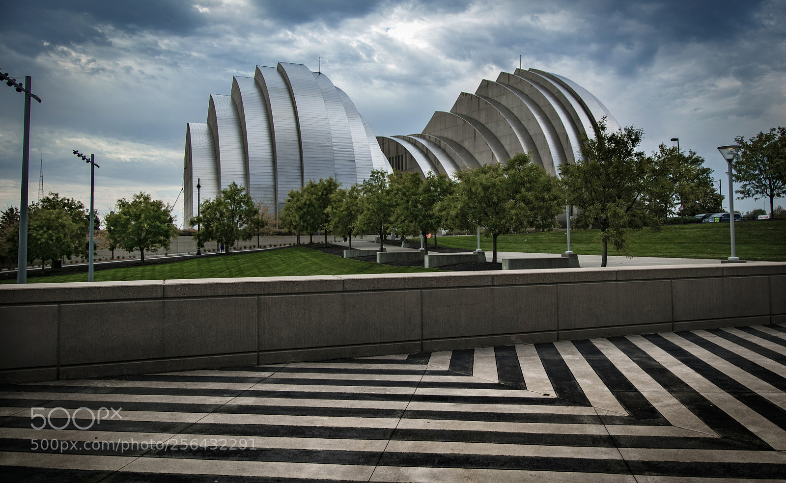 Canon EOS 5DS R sample photo. The kauffman center.  kcmo. photography