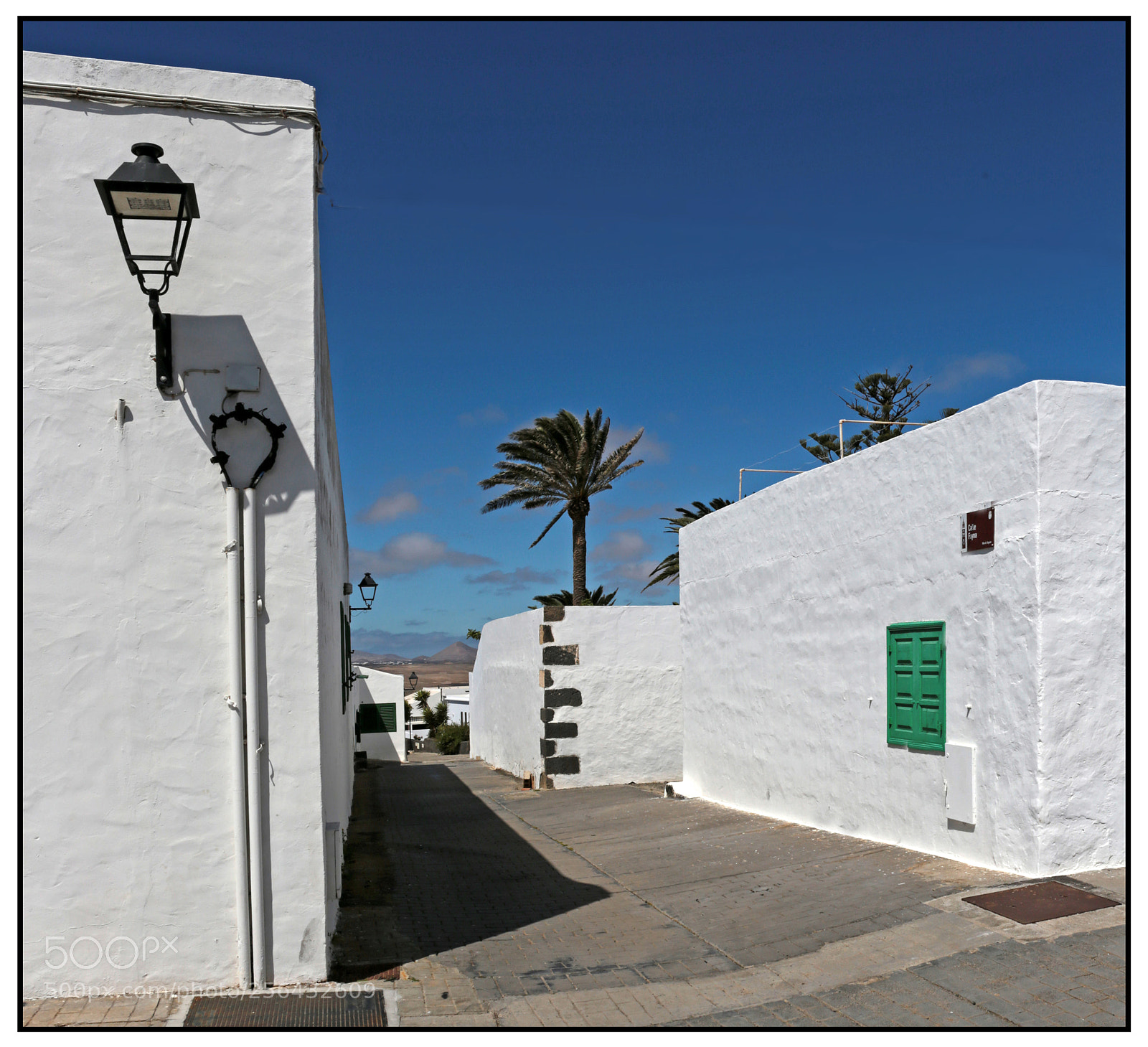 Canon EOS 6D sample photo. White facades photography