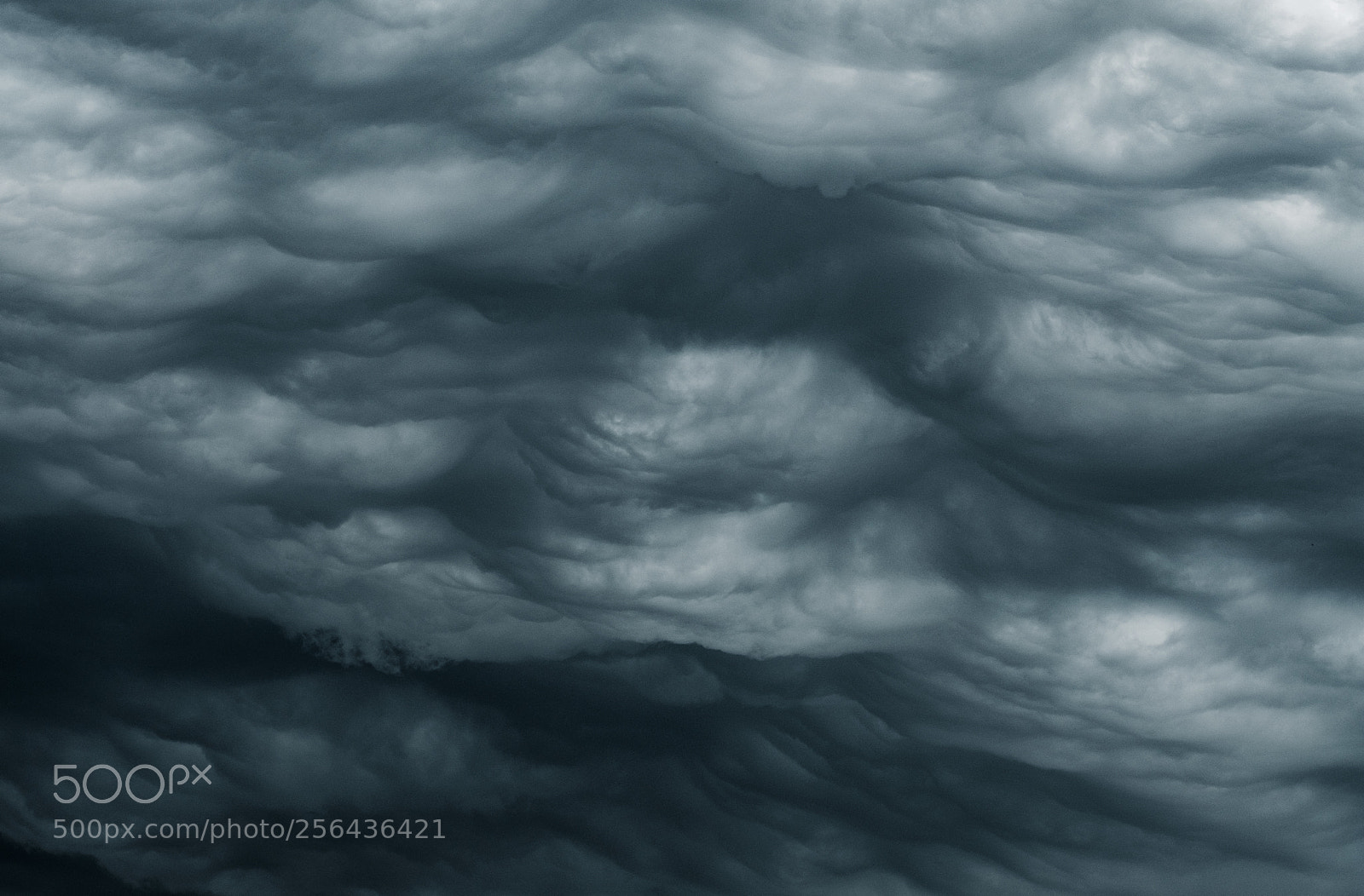 Fujifilm X-T2 sample photo. Waves in the sky photography