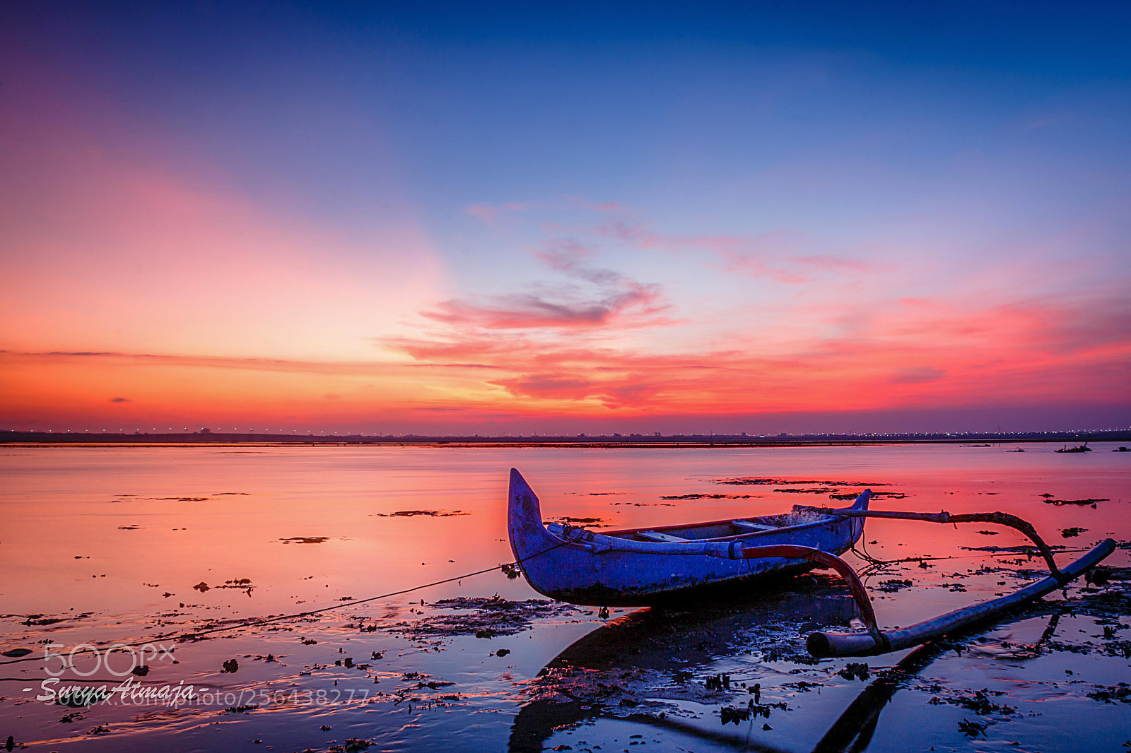 Canon EOS 70D sample photo. Blue perahu photography