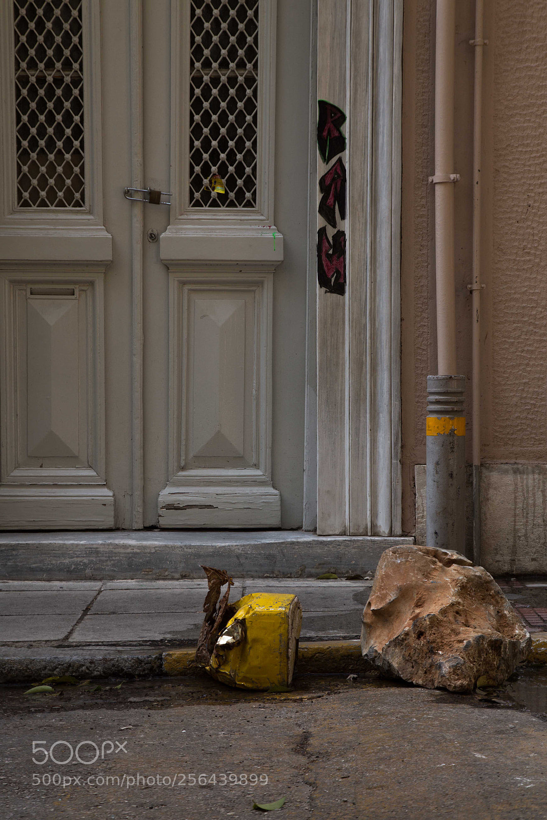 Canon EOS 6D sample photo. Downtown photography