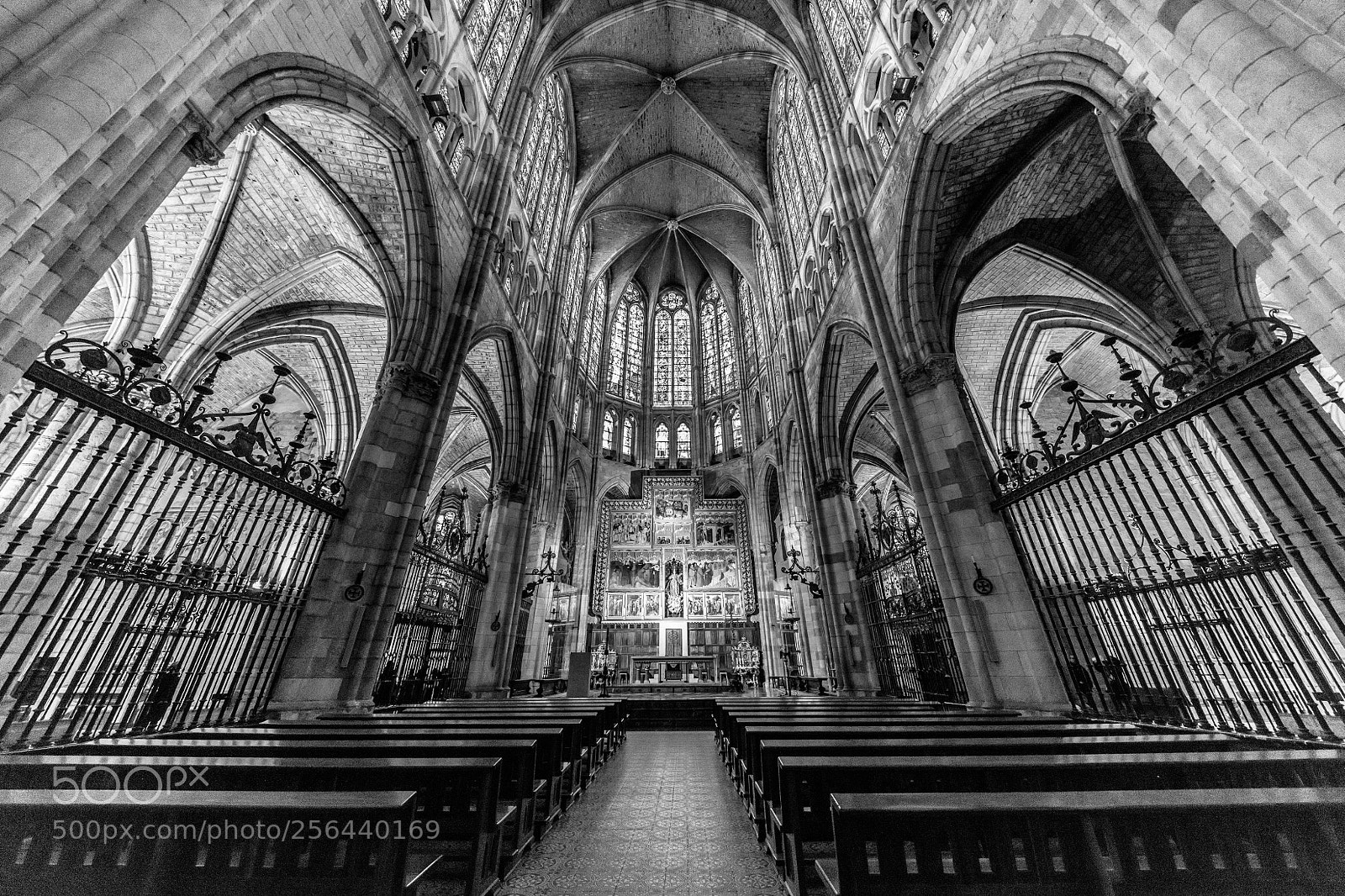 Canon EOS 5DS R sample photo. Altar catedral león photography