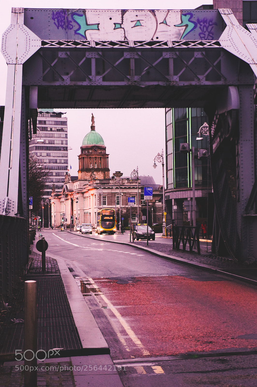 Sony Alpha NEX-5R sample photo. Dublin photography