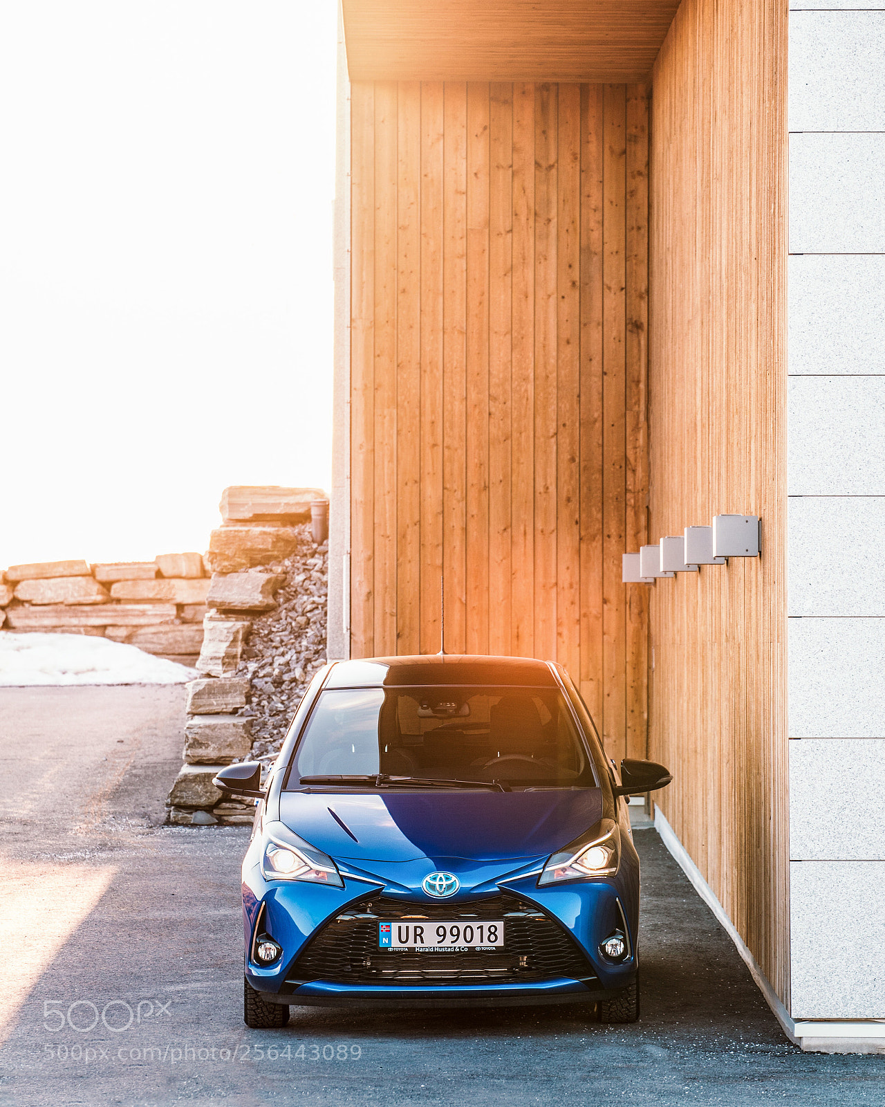 Canon EOS-1D X Mark II sample photo. Yaris hybrid photography