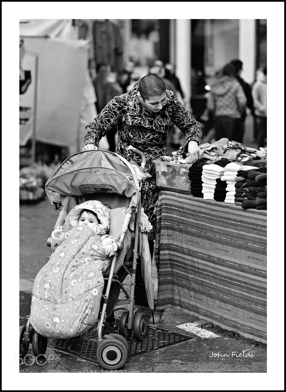 Nikon D800 sample photo. Street scene (valència) photography