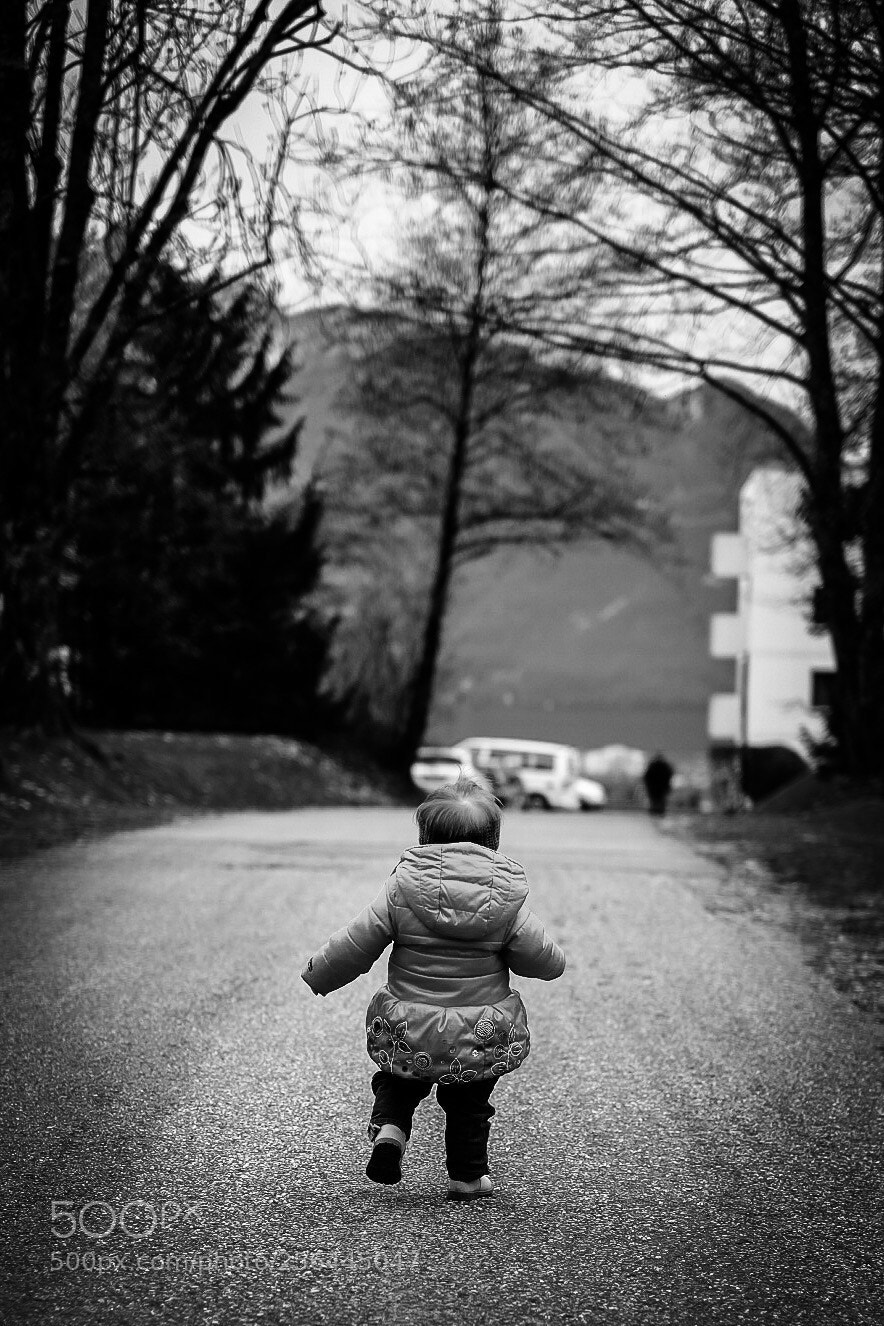 Fujifilm X-T1 sample photo. Run  photography