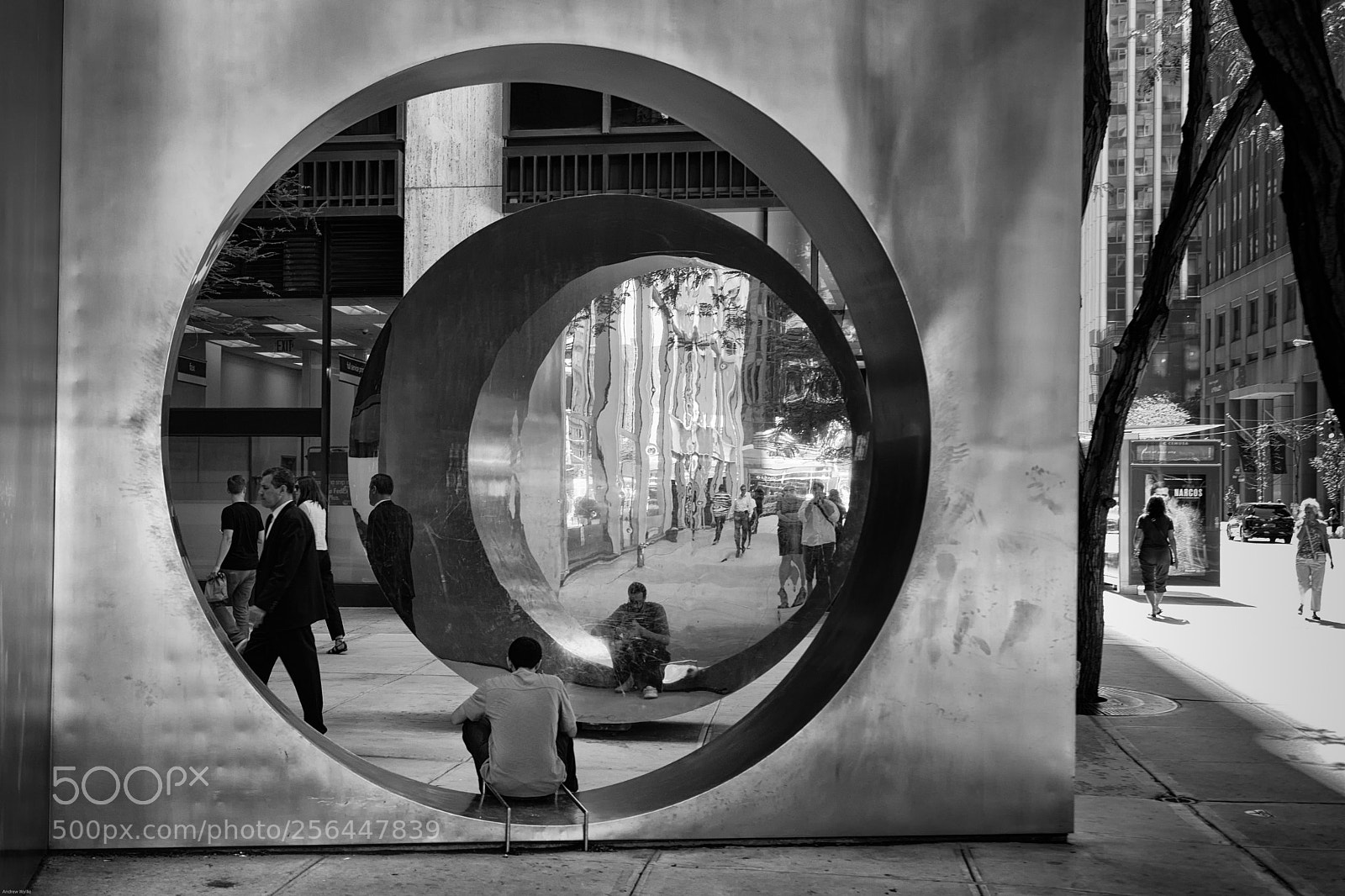 Sony a7R sample photo. Circles photography