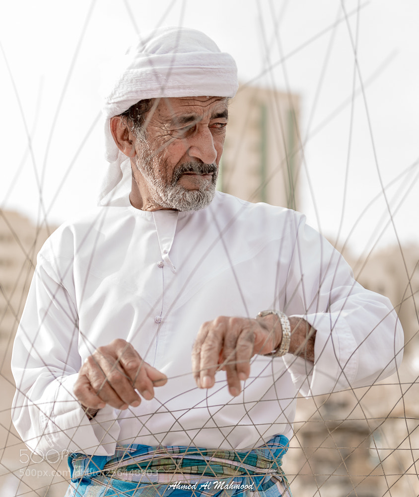 Nikon D750 sample photo. Tradtiona sea man net photography