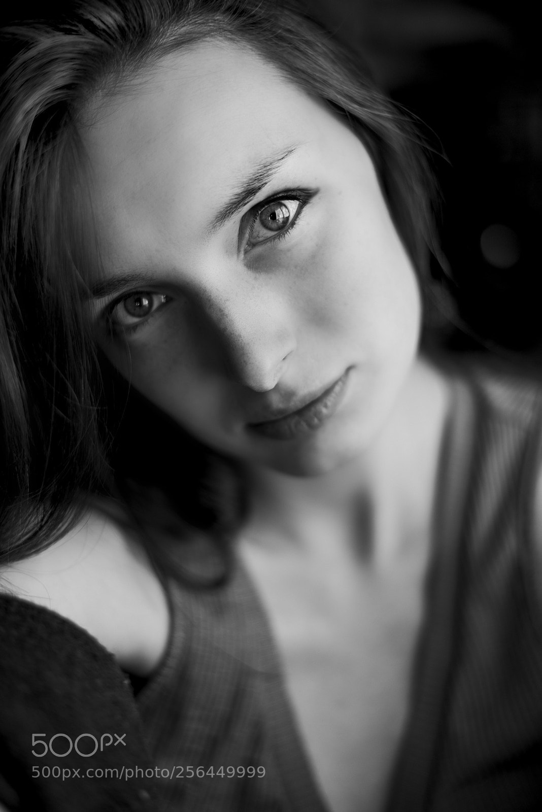 Nikon D750 sample photo. She photography
