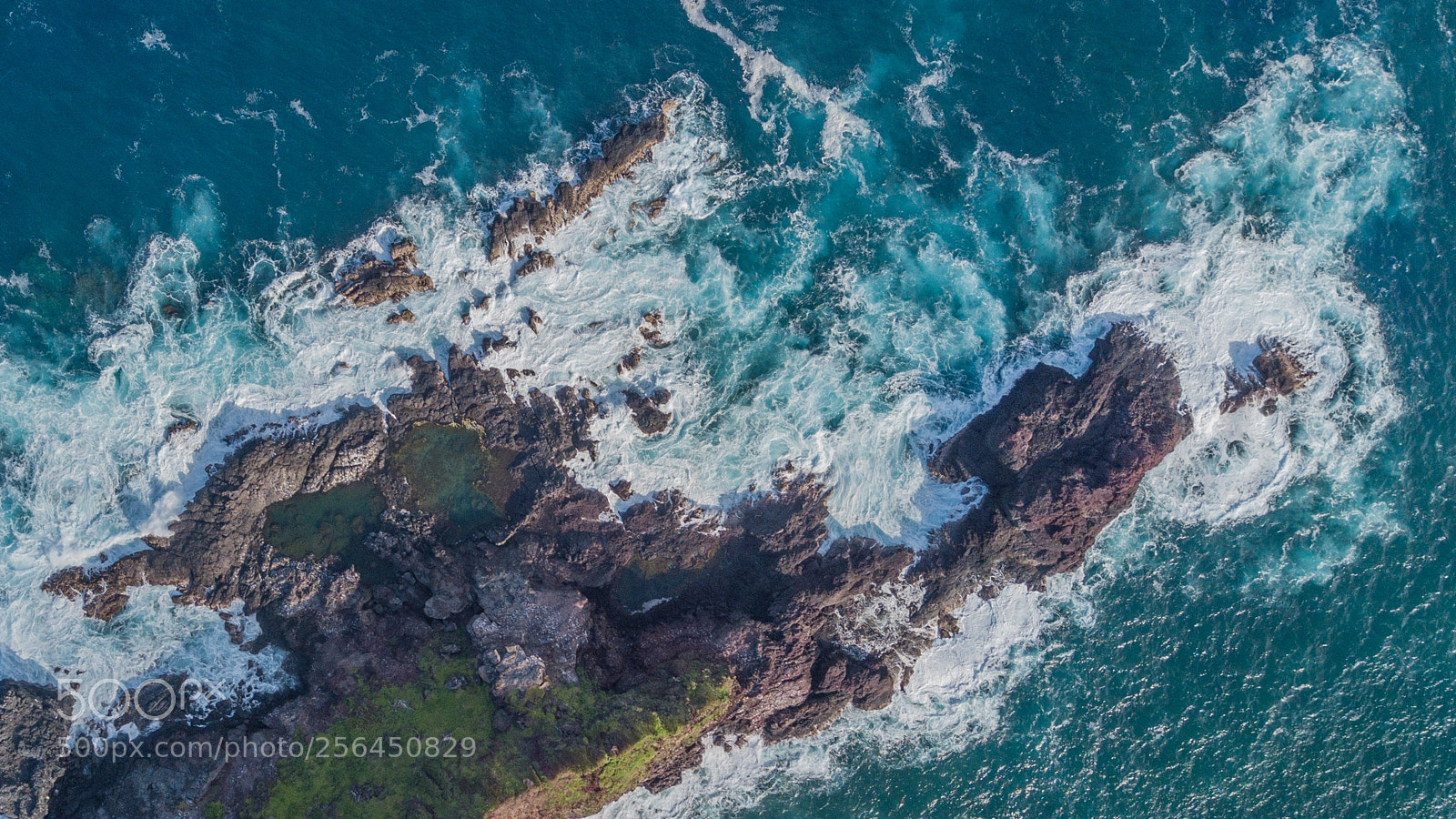 DJI FC220 sample photo. Petite île photography
