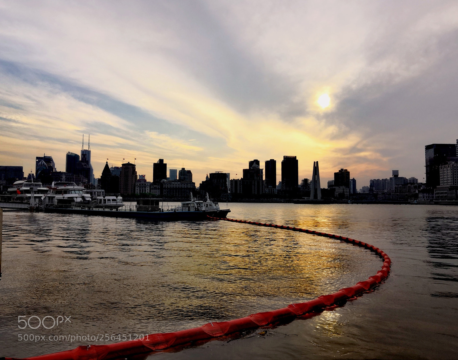 HUAWEI Honor 10 sample photo. Sunset of huangpujiang river photography