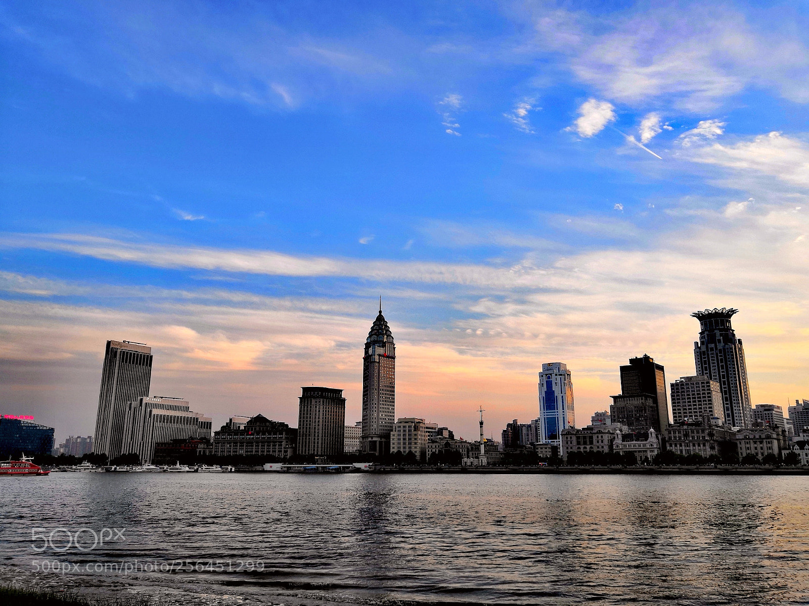 HUAWEI Honor 10 sample photo. Sunset of huangpujiang river..2 photography