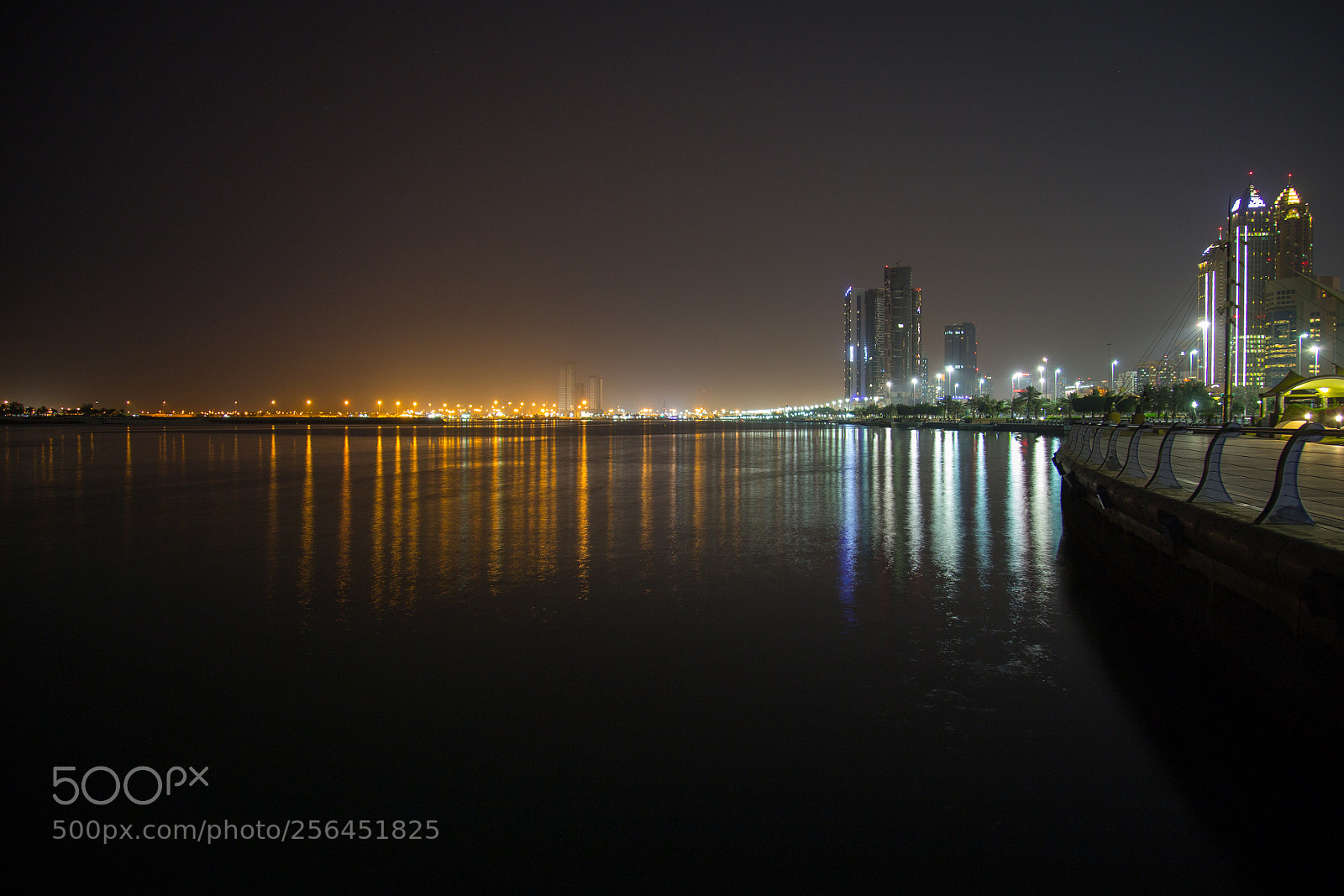 Canon EOS 6D sample photo. Night photography
