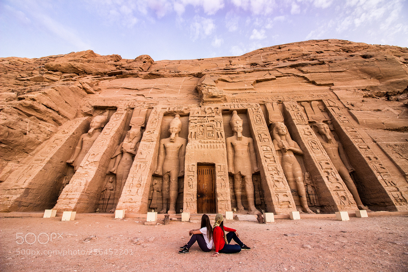 Canon EOS 600D (Rebel EOS T3i / EOS Kiss X5) sample photo. Abu simbel temple photography