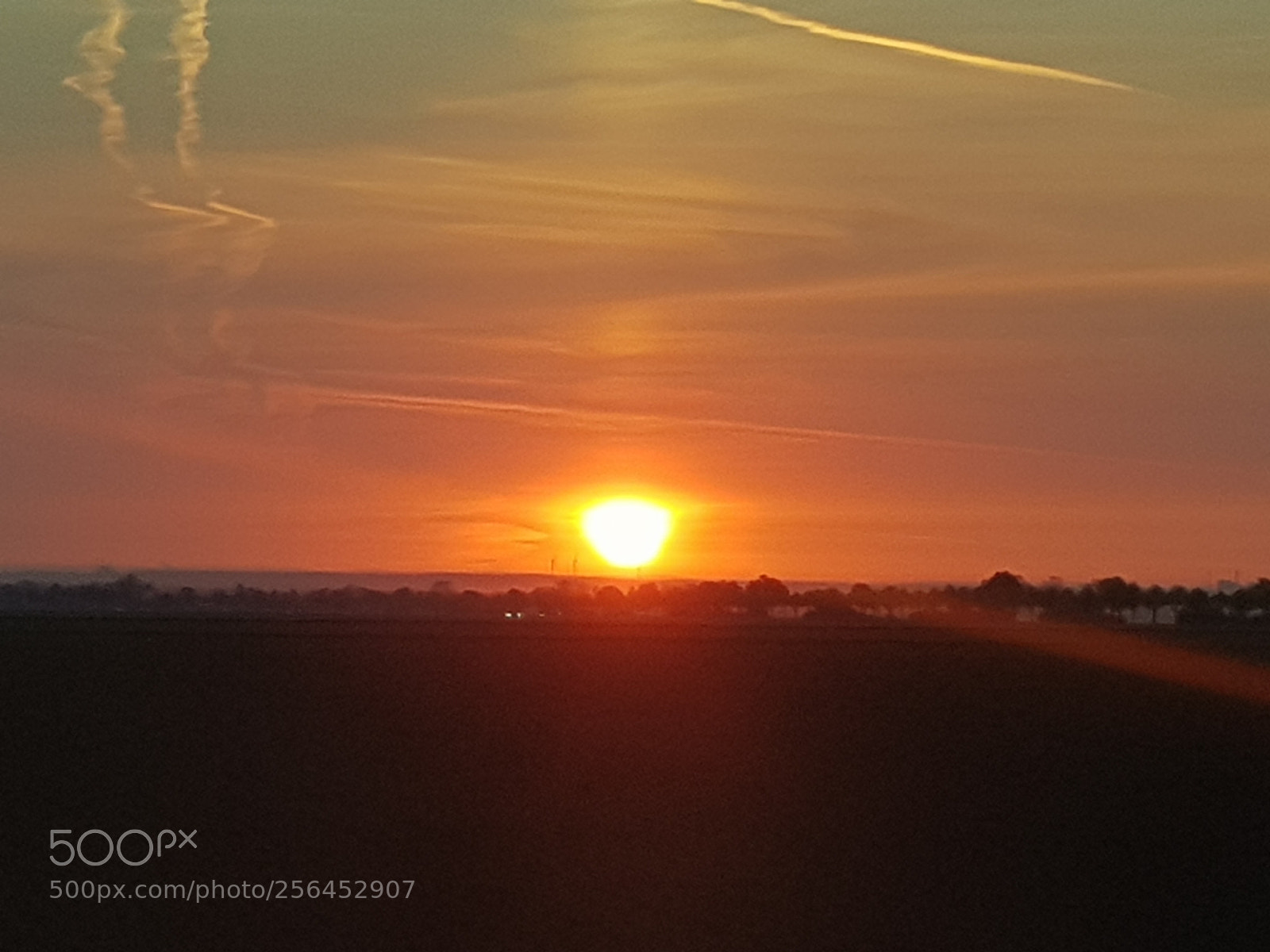 Samsung Galaxy S8 sample photo. Sun kissing earth good photography