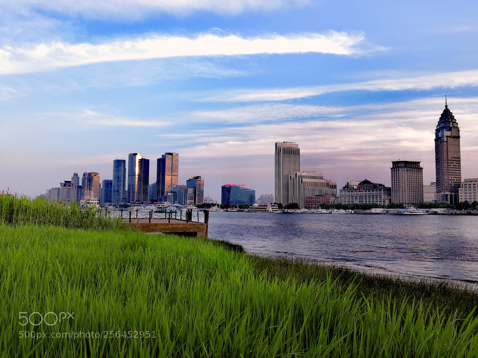 HUAWEI Honor 10 sample photo. Sunset of huangpujiang river..3 photography