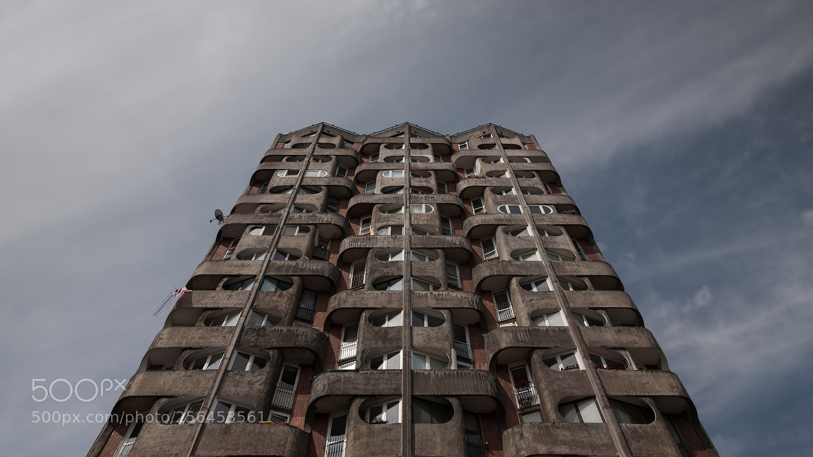 Canon EOS-1Ds Mark III sample photo. Residential high rise in photography