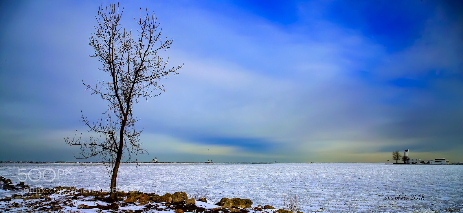 Canon EOS-1Ds Mark III sample photo. Cloud and snow photography