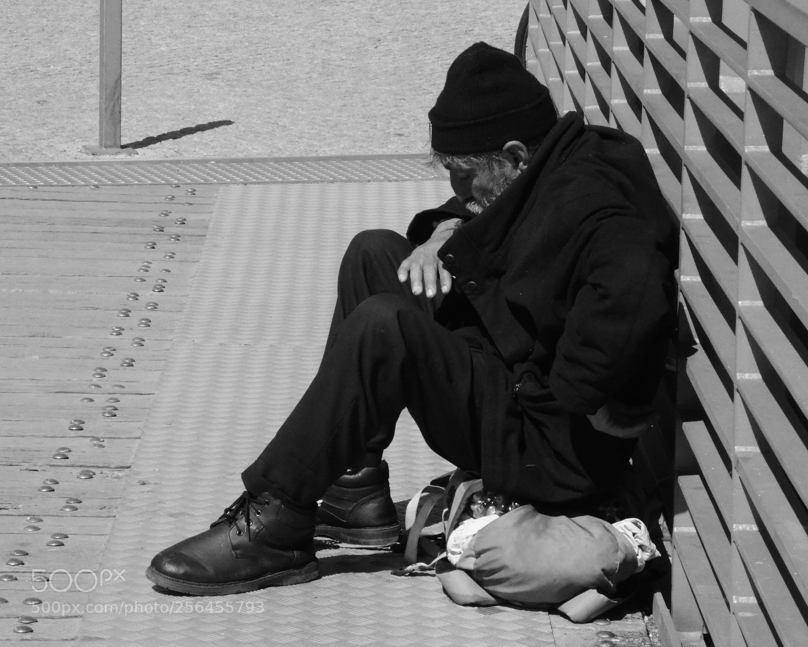 Nikon D5100 sample photo. Poor berlin photography