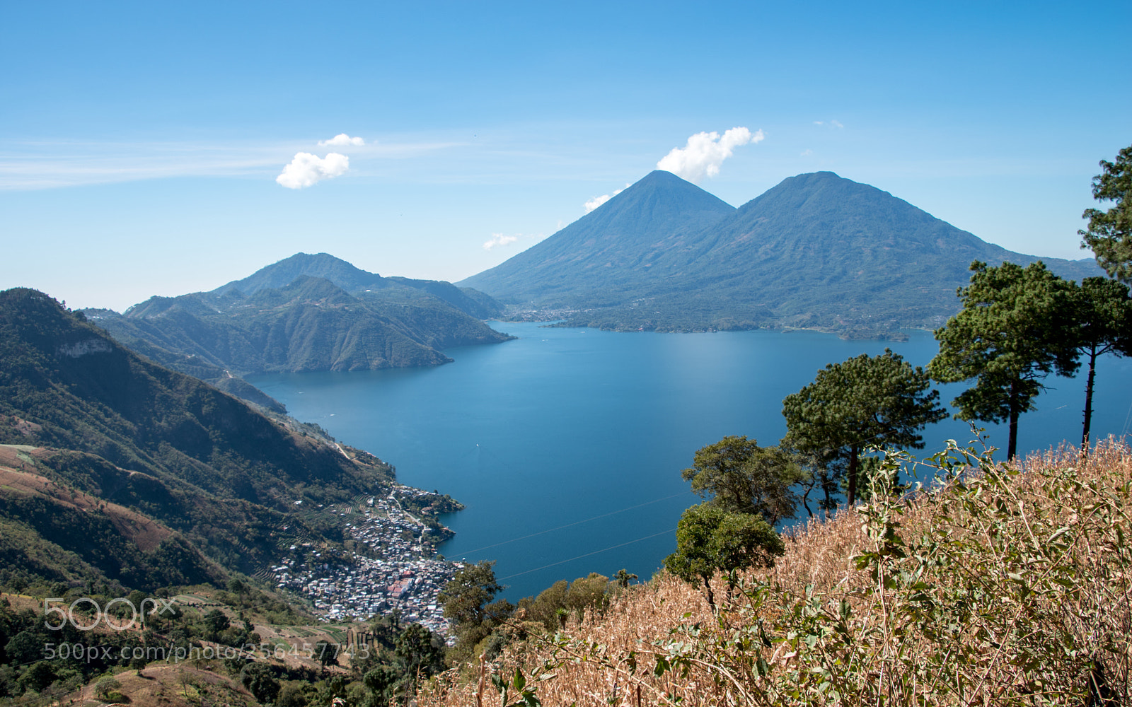 Nikon D5500 sample photo. Lake atitlán photography