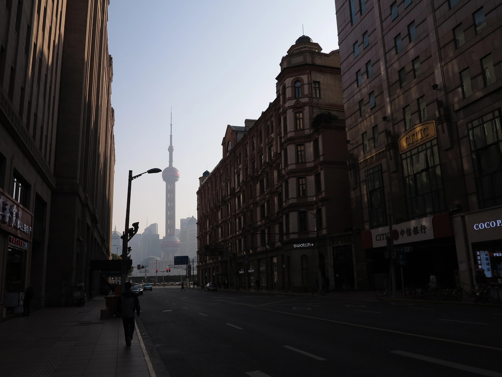 Canon PowerShot G1 X sample photo. Oriental pearl tower - early morning in shanghai photography