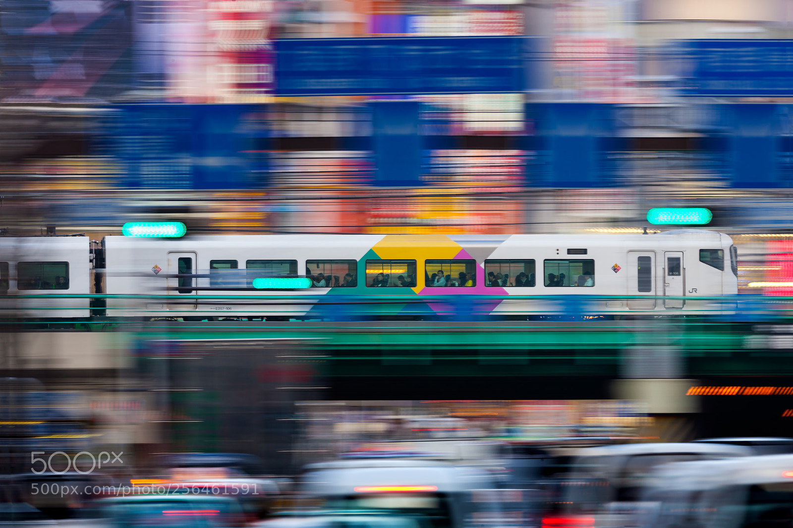 Canon EOS-1Ds Mark III sample photo. Tokyo commuter train on photography