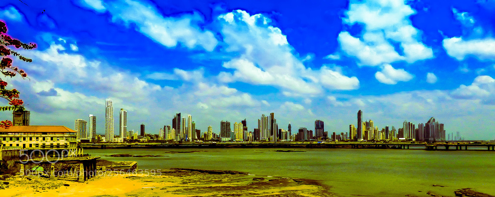 Panasonic Lumix DMC-FZ70 sample photo. Panama city skyline photography