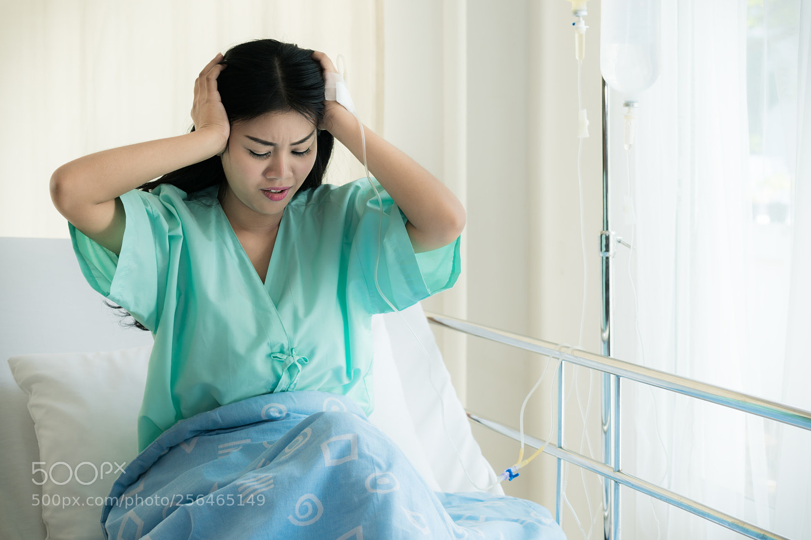 Sony a7R II sample photo. Asian young woman patients photography