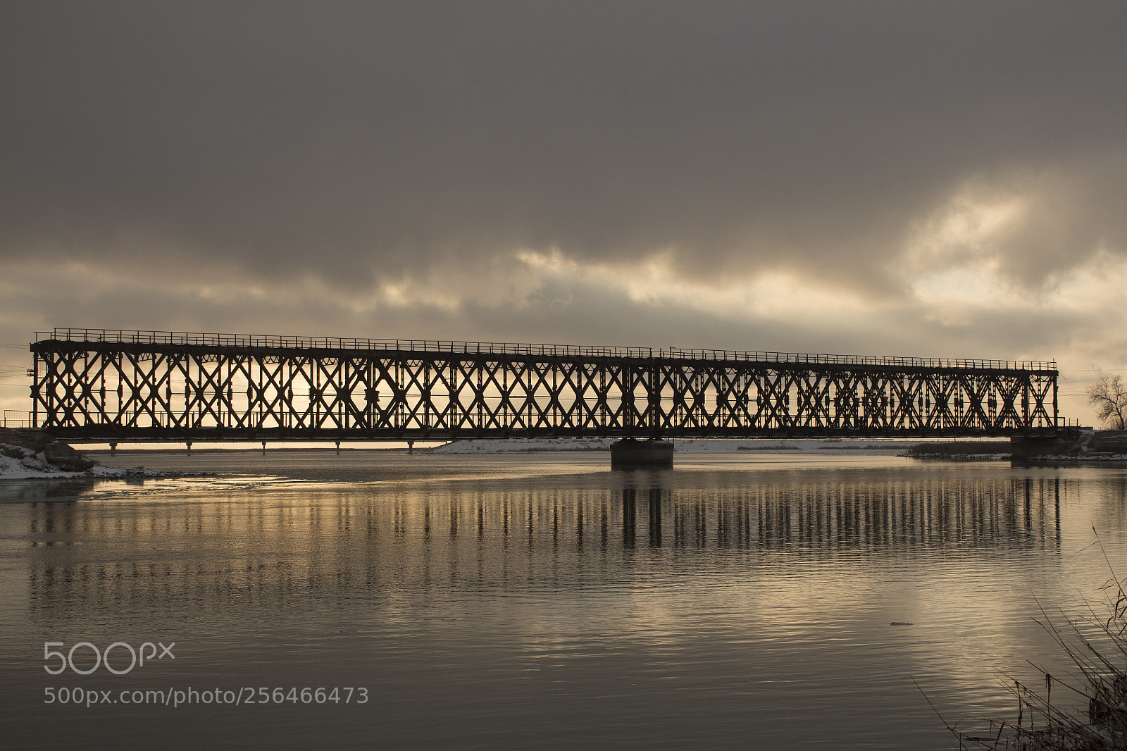 Canon EOS 650D (EOS Rebel T4i / EOS Kiss X6i) sample photo. Iron bridge photography