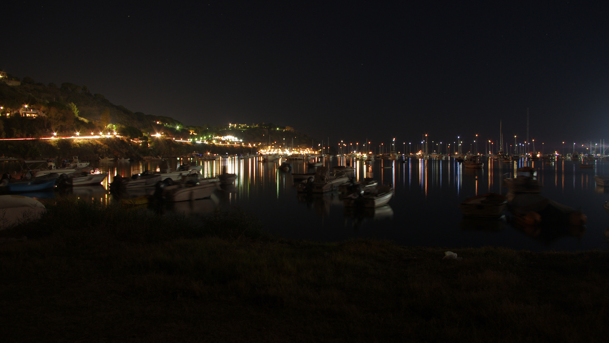 smc PENTAX-DA L 18-55mm F3.5-5.6 sample photo. Porto azzurro by night photography