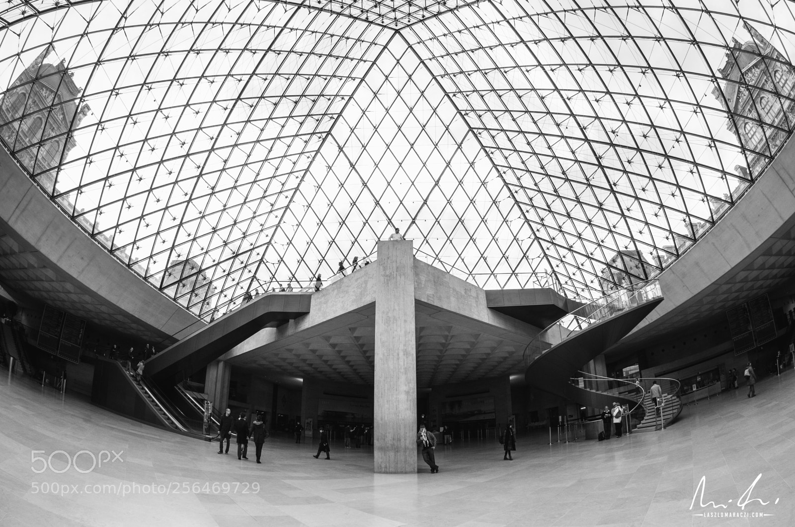 Nikon D300 sample photo. Piramid of louvre photography