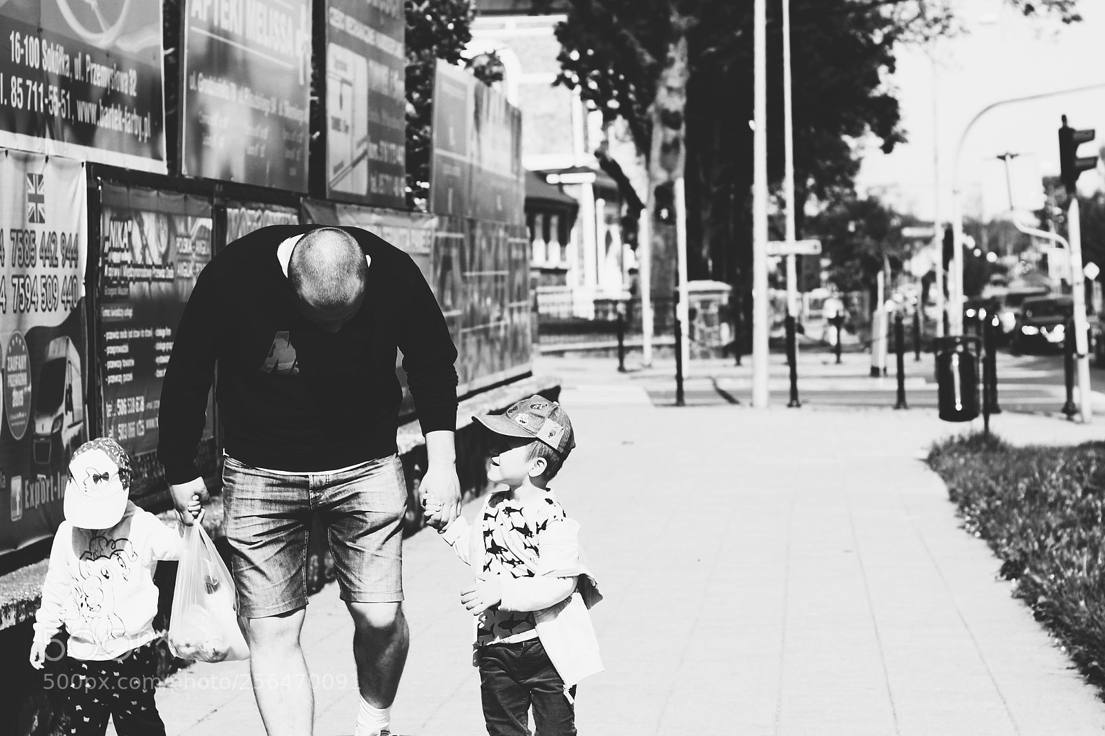 Canon EOS 1300D (EOS Rebel T6 / EOS Kiss X80) sample photo. Fatherhood photography