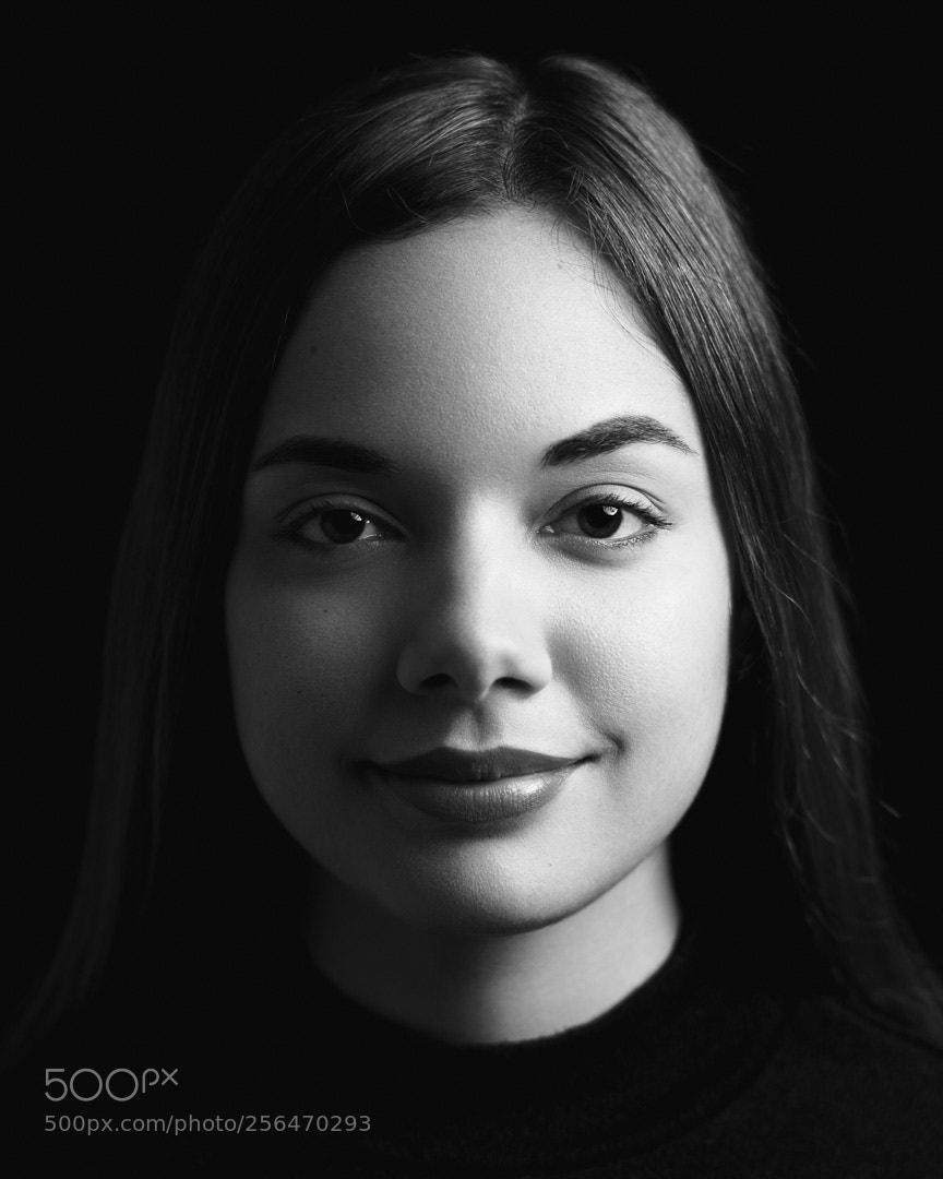 Sony a7 sample photo. Portrait of vera ferm photography
