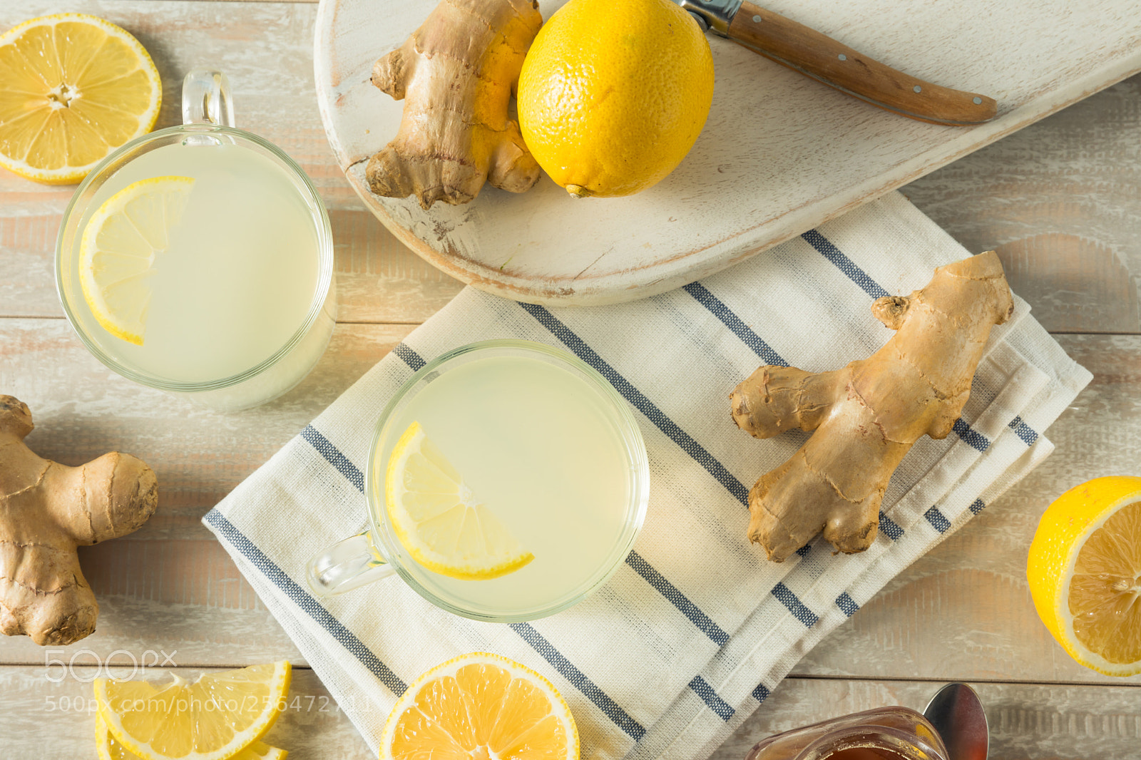 Canon EOS 5D Mark IV sample photo. Healthy homemade lemon ginger photography